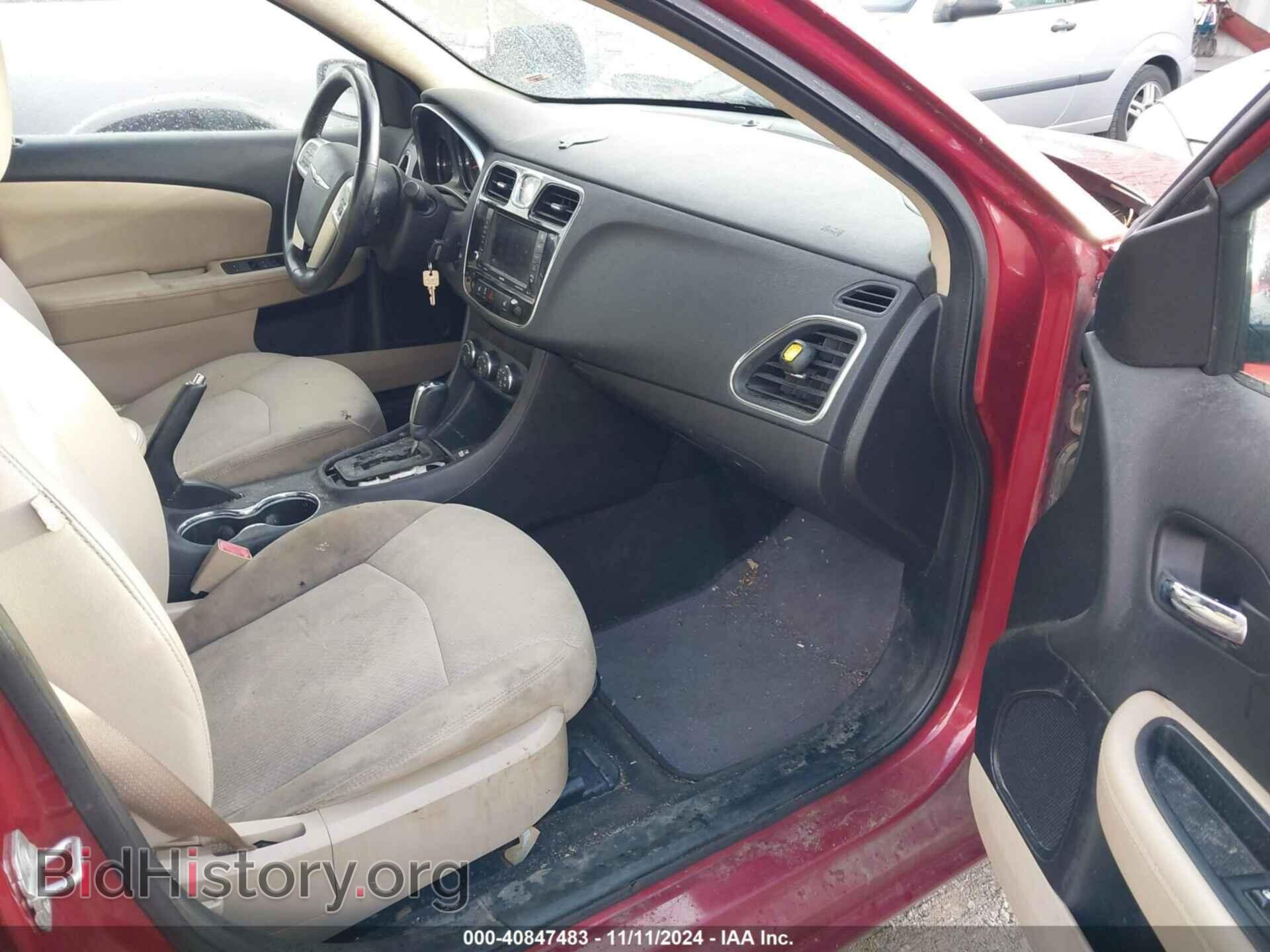 2012 CHRYSLER 200 - VIN: 1C3CCBCB2CN256374 - Photo 5