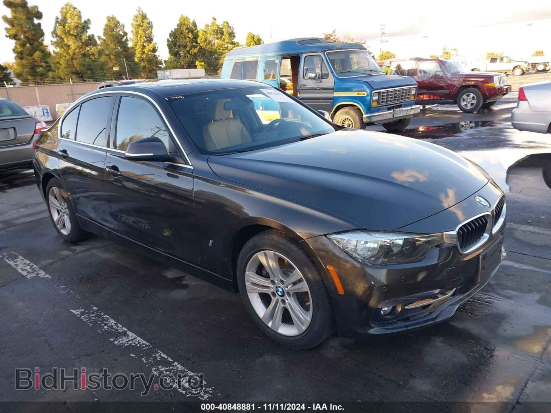 Фотография WBA8E1C33HA158626 - BMW 330E 2017
