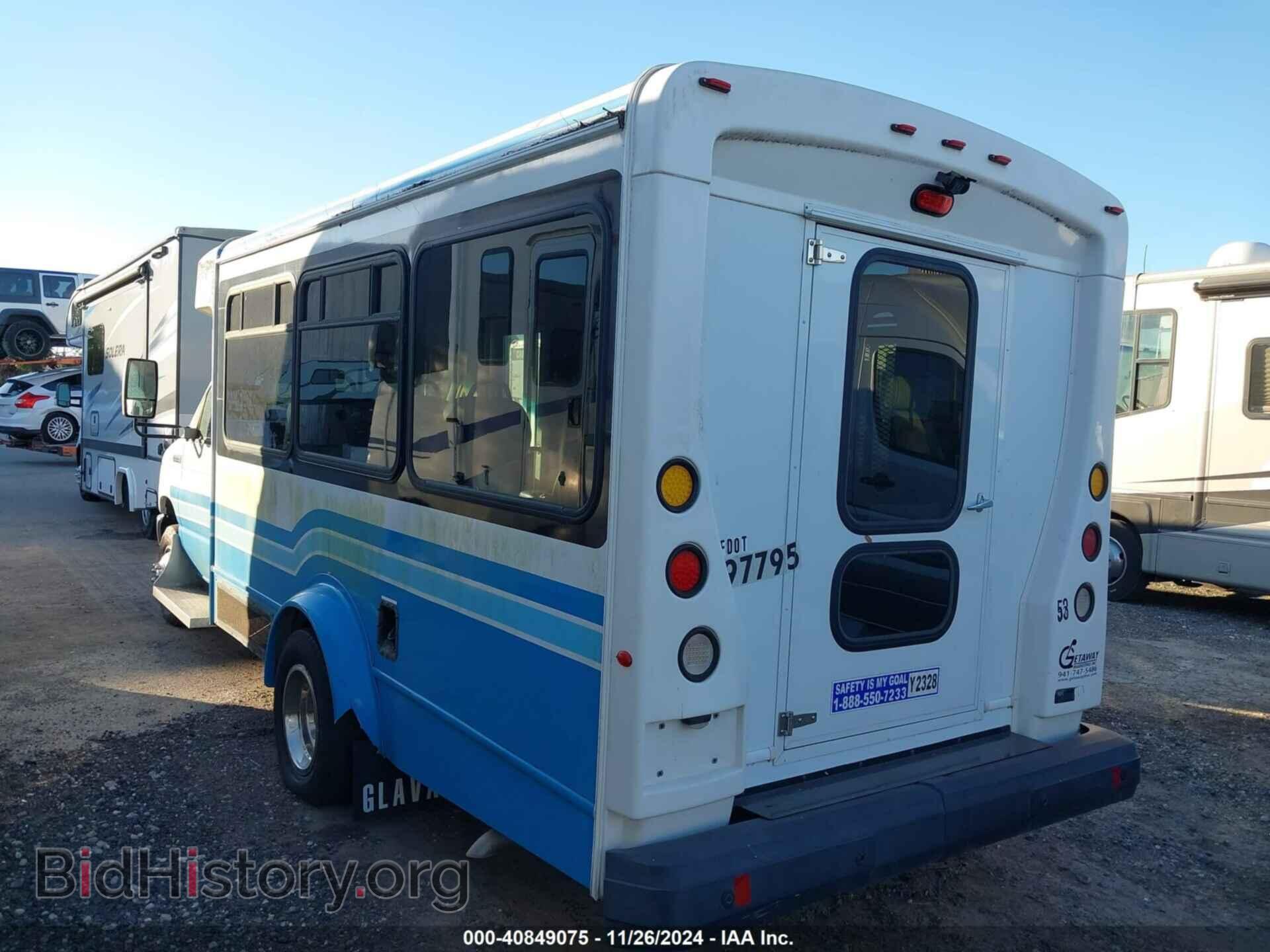 2011 FORD E-350 CUTAWAY - VIN: 1FDEE3FS9BDA22782 - Фото 3