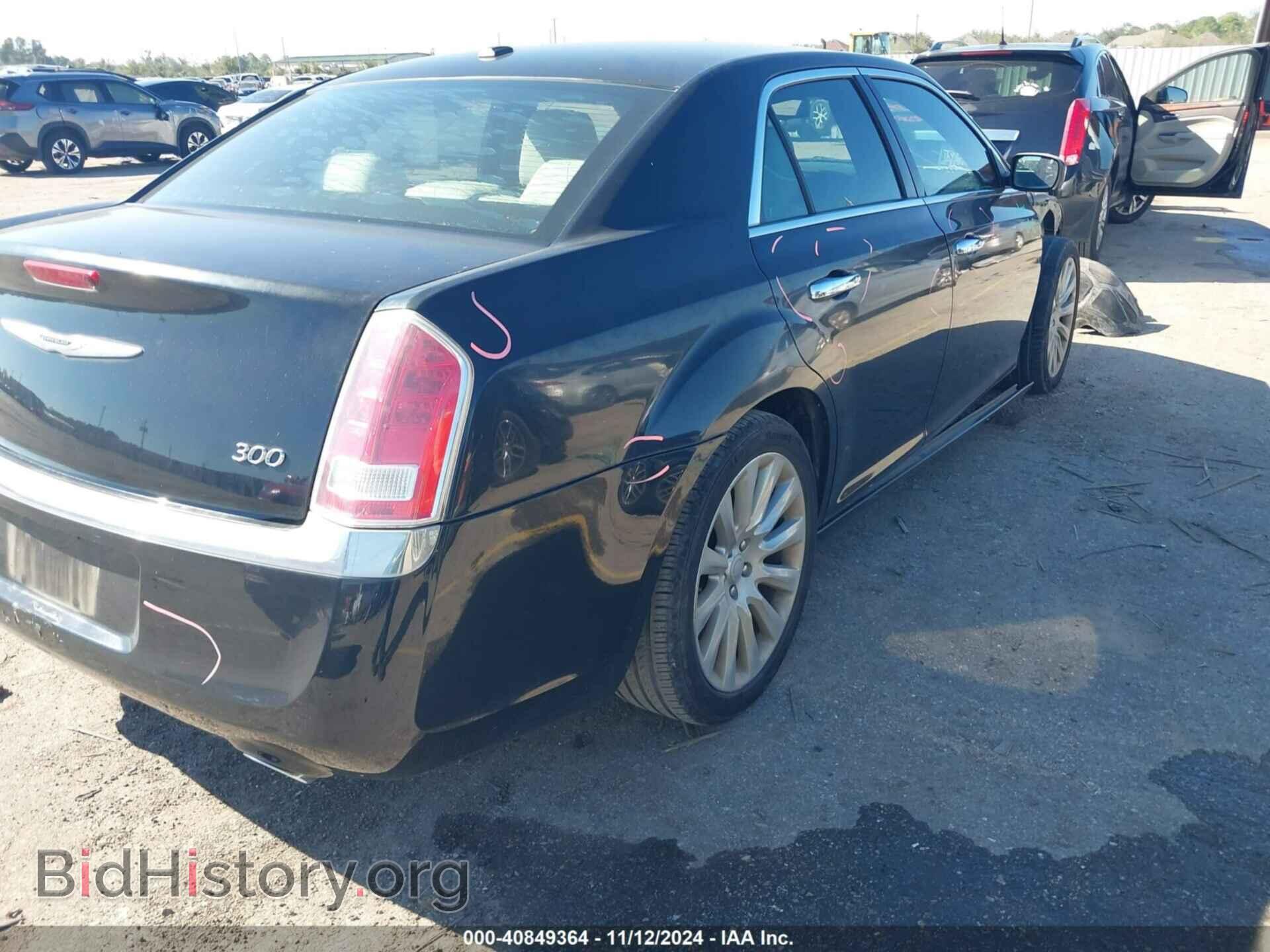2014 CHRYSLER 300 - VIN: 2C3CCAAG3EH327716 - Фото 4