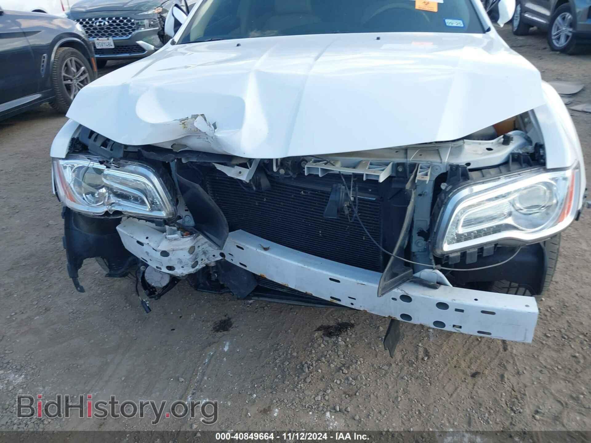 2013 CHRYSLER 300 - VIN: 2C3CCAAG2DH529901 - Фото 6