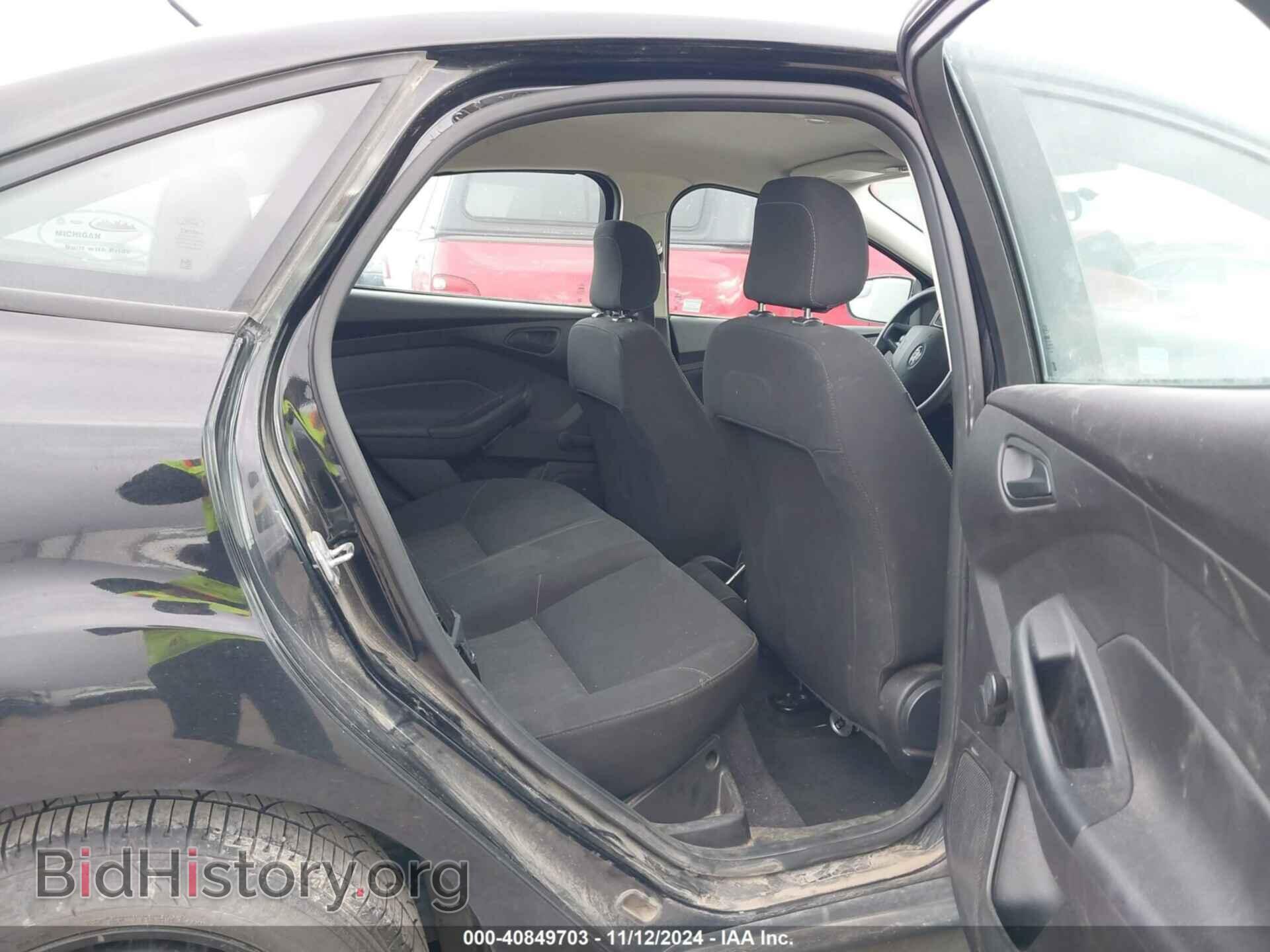 2017 FORD FOCUS - VIN: 1FADP3E26HL329018 - Photo 8