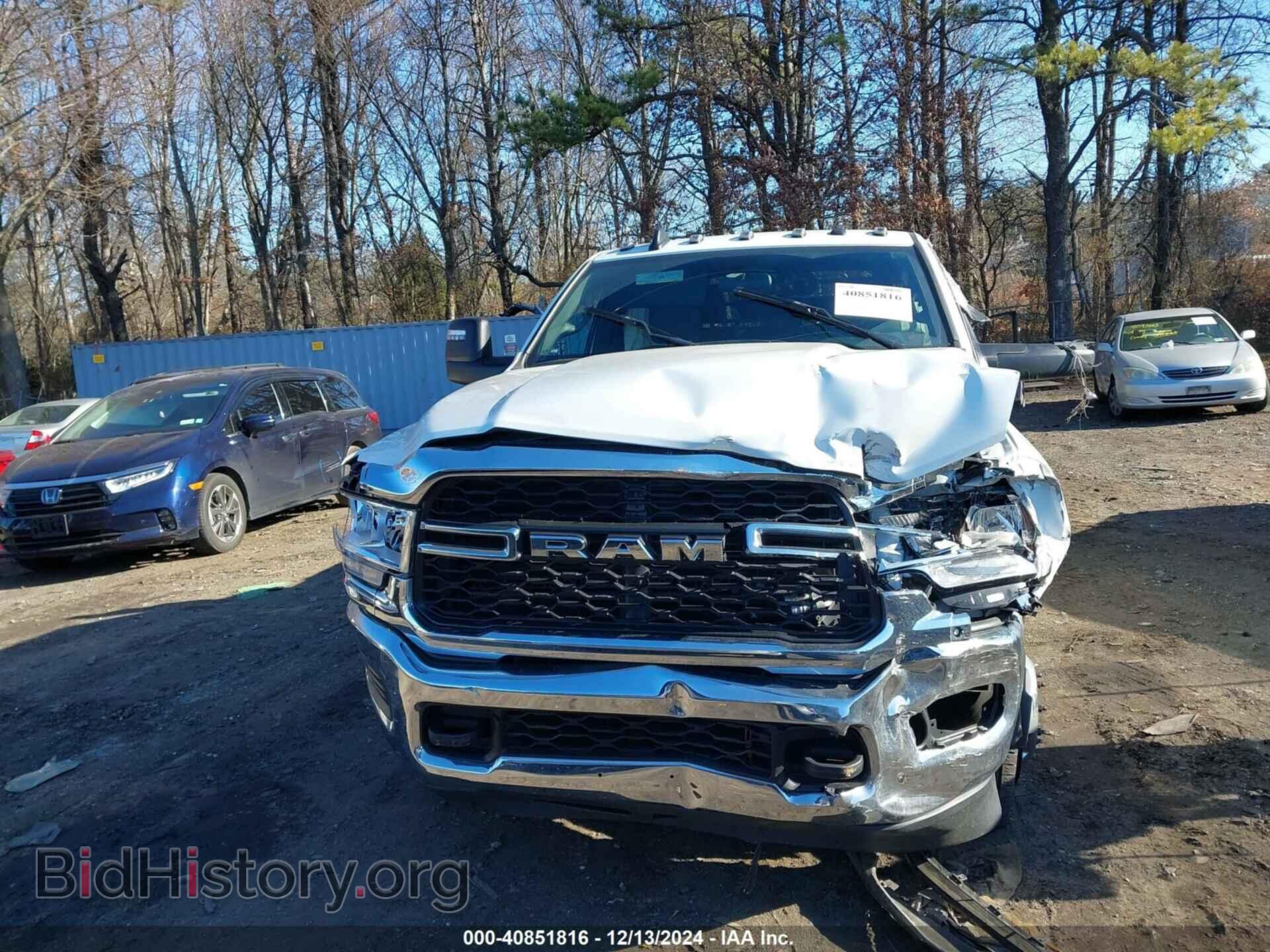 2024 RAM 3500 - VIN: 3C63RRGL6RG184111 - Фото 12
