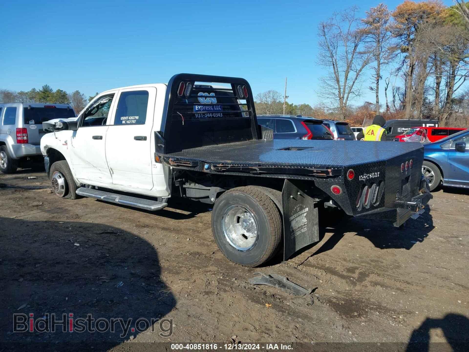 2024 RAM 3500 - VIN: 3C63RRGL6RG184111 - Фото 3