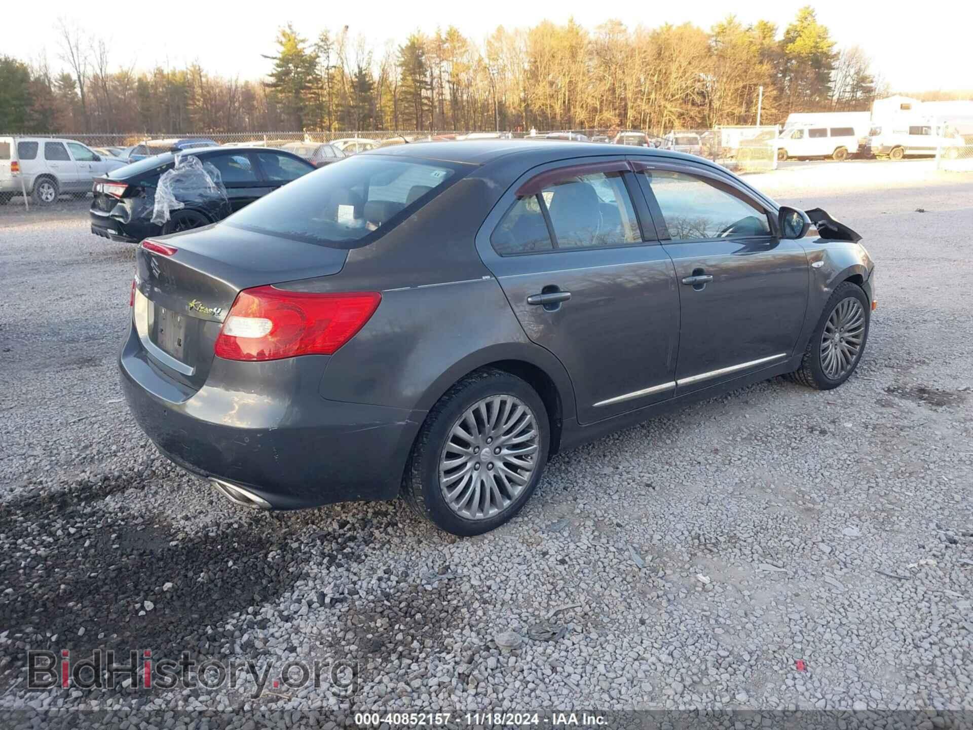2010 SUZUKI KIZASHI - VIN: JS2RF9A78A6100292 - Photo 4