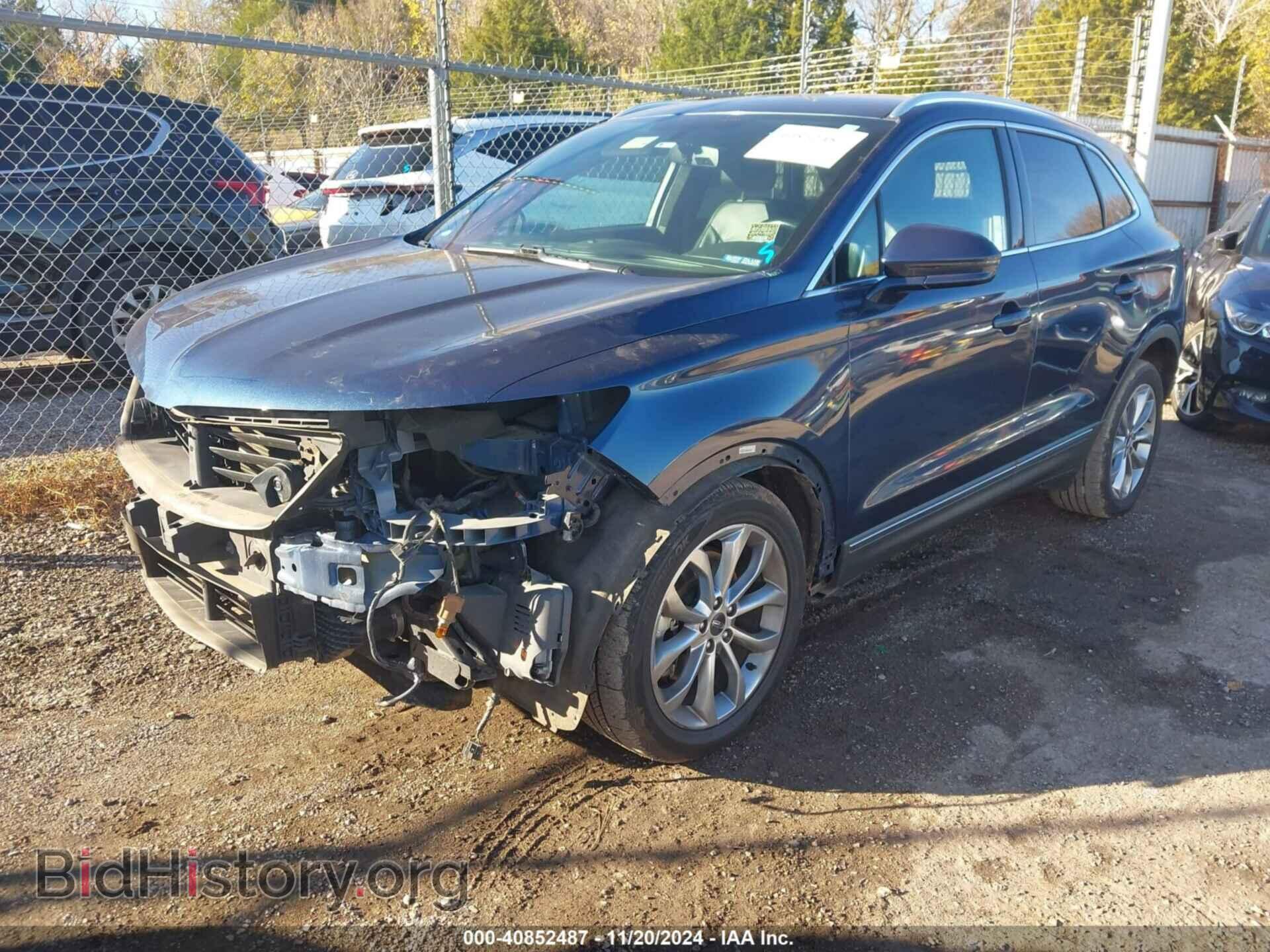 2017 LINCOLN MKC - VIN: 5LMCJ2C95HUL36367 - Photo 2