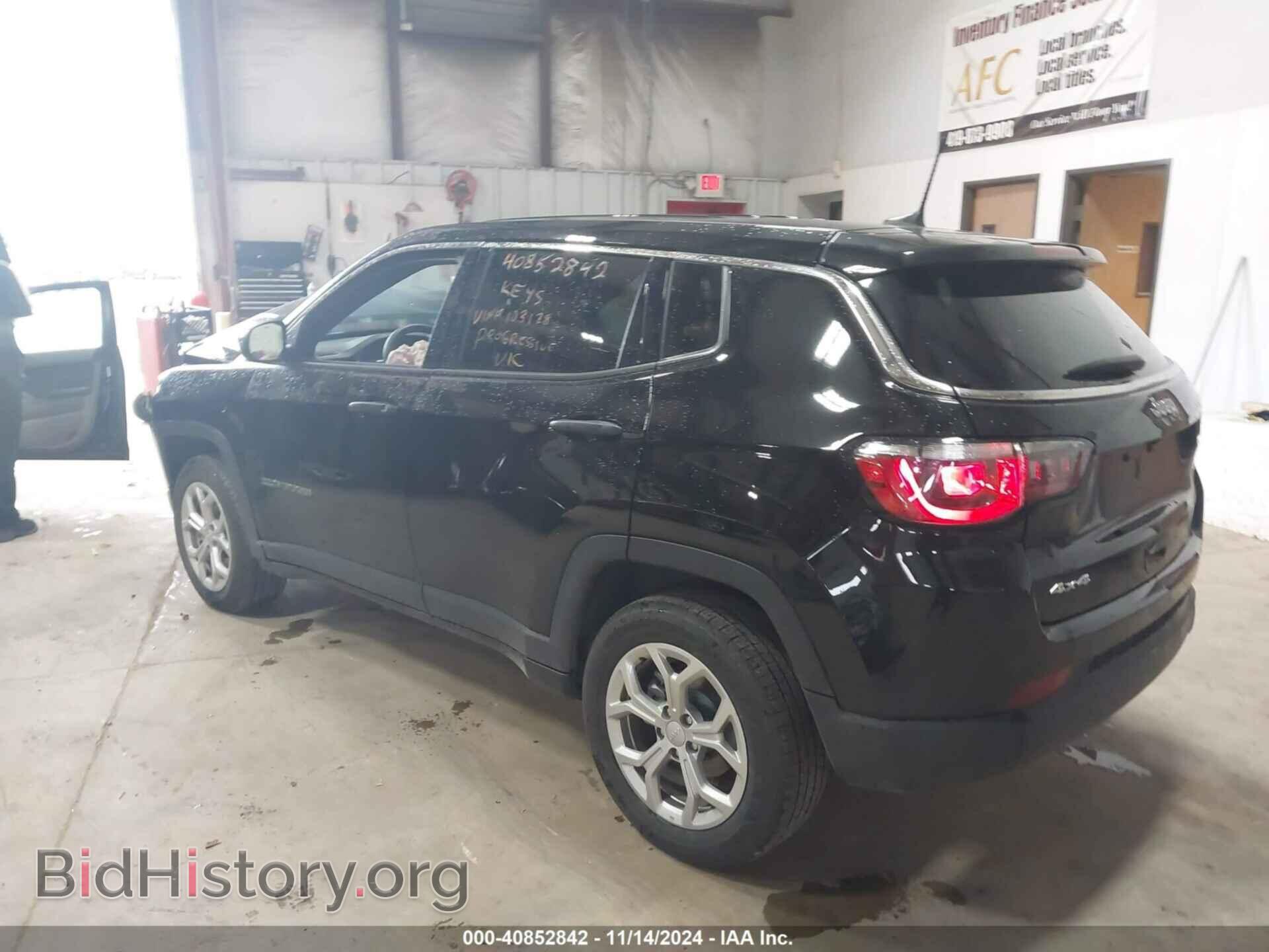 2024 JEEP COMPASS - VIN: 3C4NJDAN7RT103128 - Фото 3