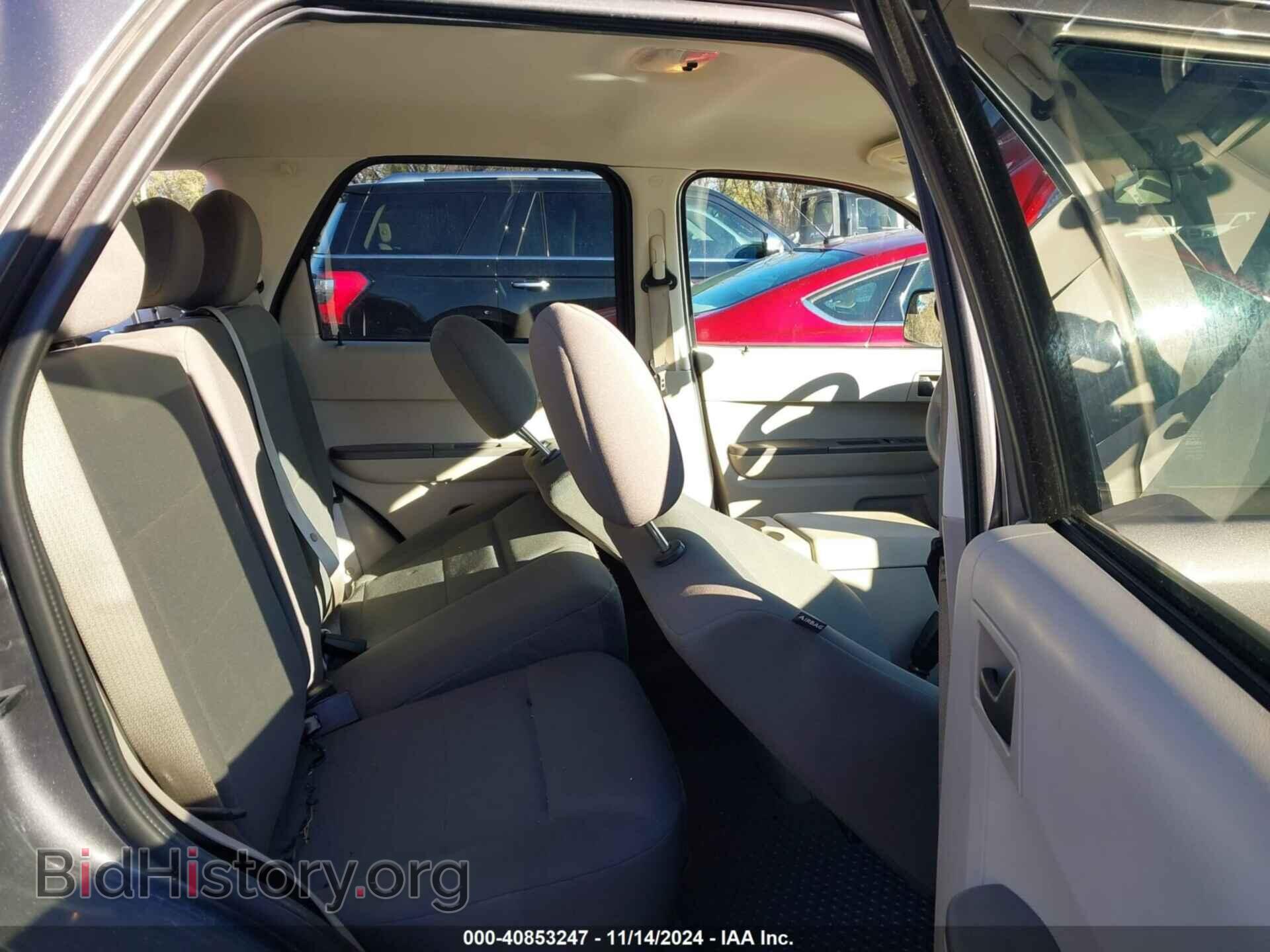 2011 FORD ESCAPE - VIN: 1FMCU0C76BKC65471 - Фото 8