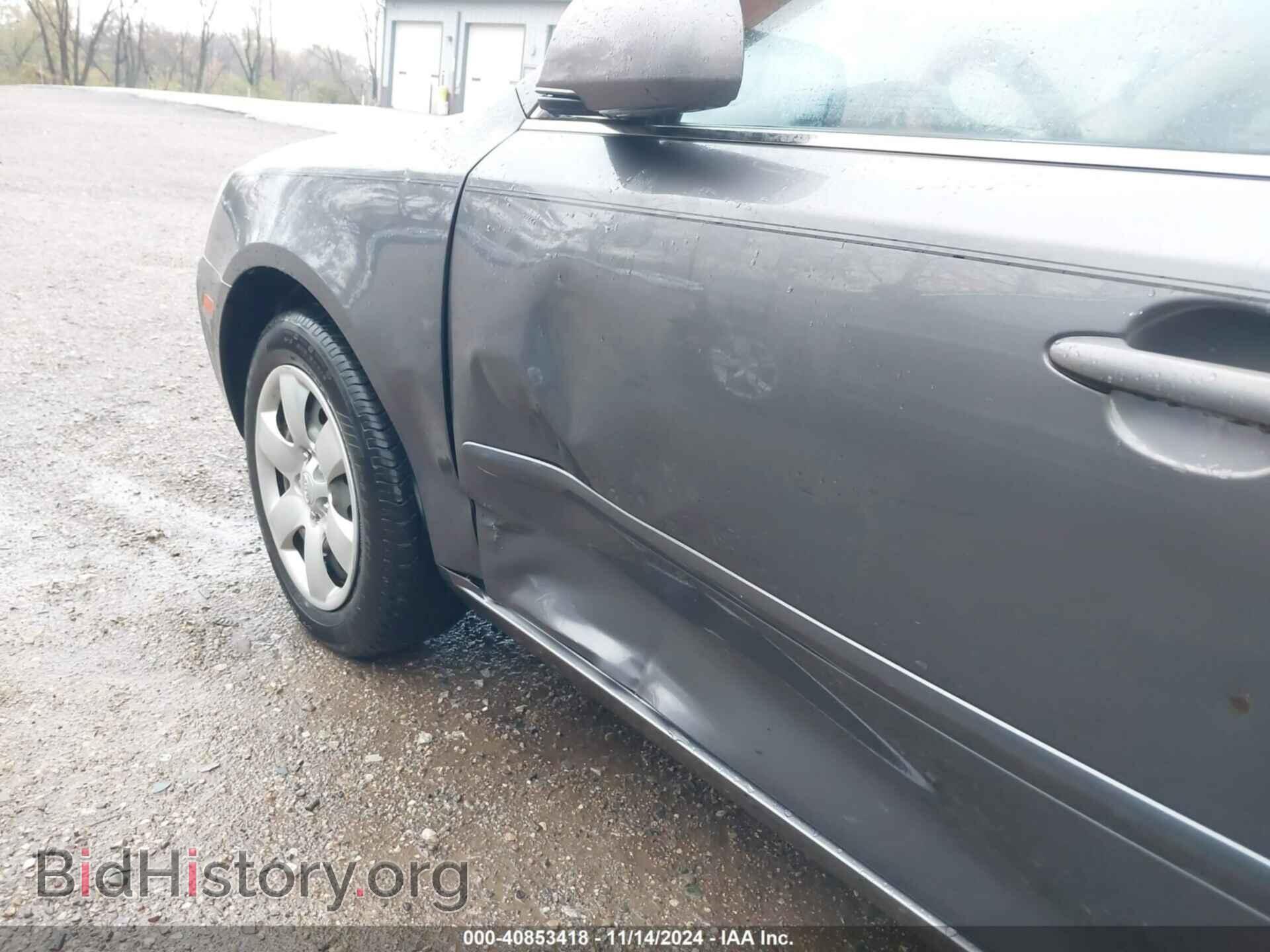 2008 KIA OPTIMA - VIN: KNAGE123685209039 - Фото 17