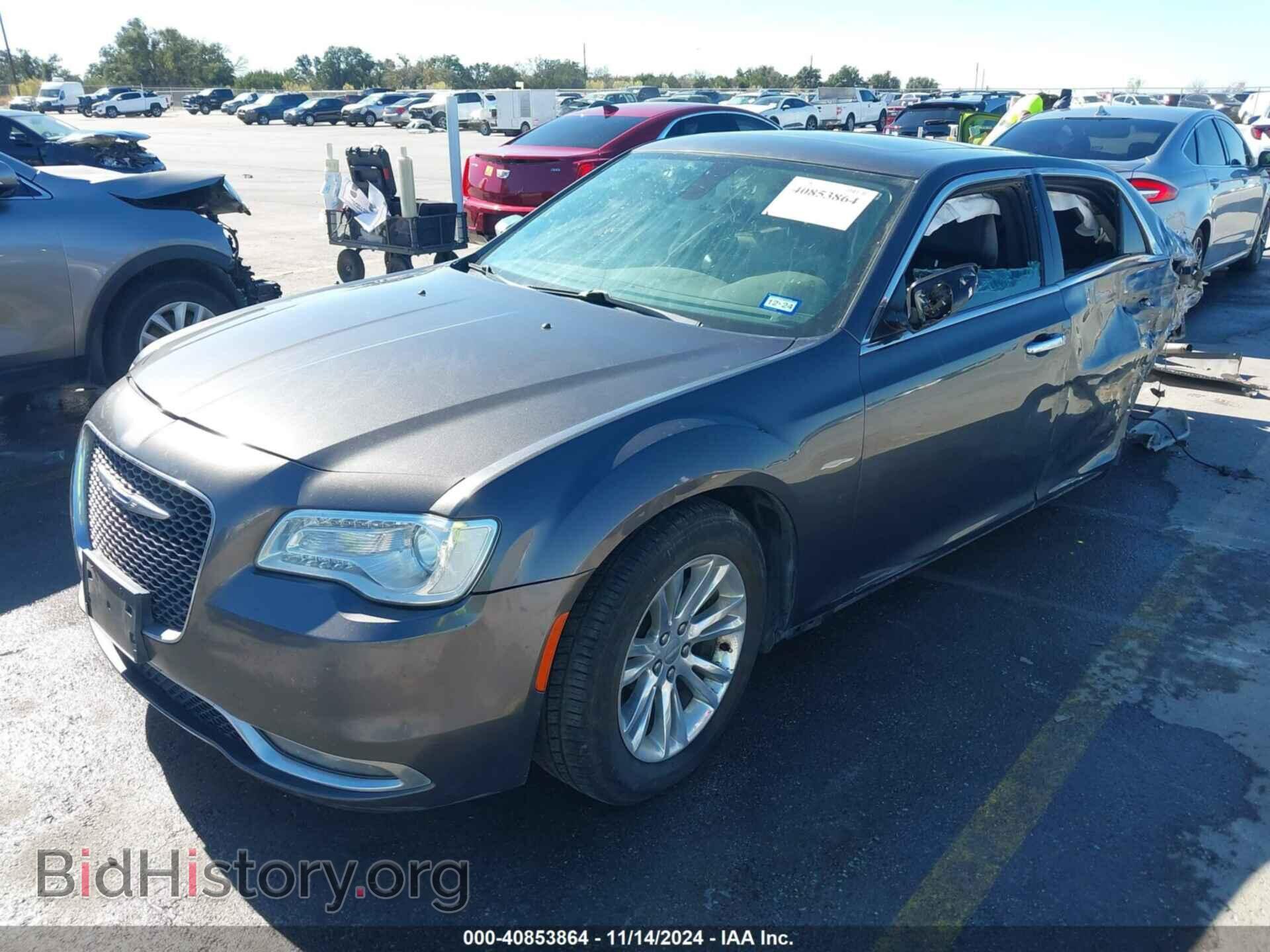 2016 CHRYSLER 300C - VIN: 2C3CCAEG0GH105650 - Фото 2