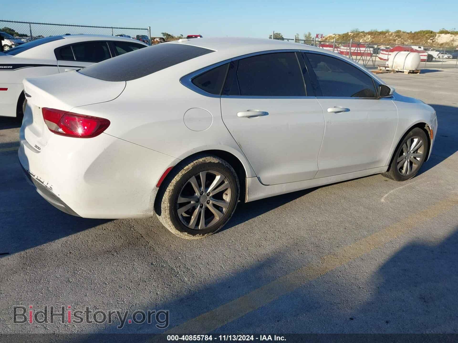 2015 CHRYSLER 200 - VIN: 1C3CCCAB1FN712782 - Фото 4