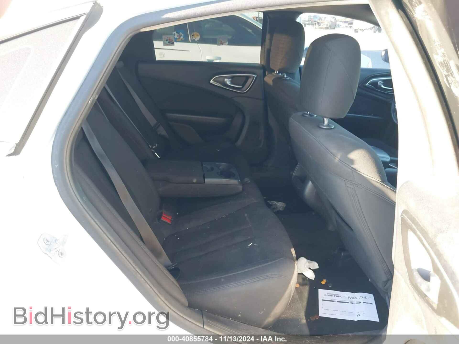 2015 CHRYSLER 200 - VIN: 1C3CCCAB1FN712782 - Фото 8