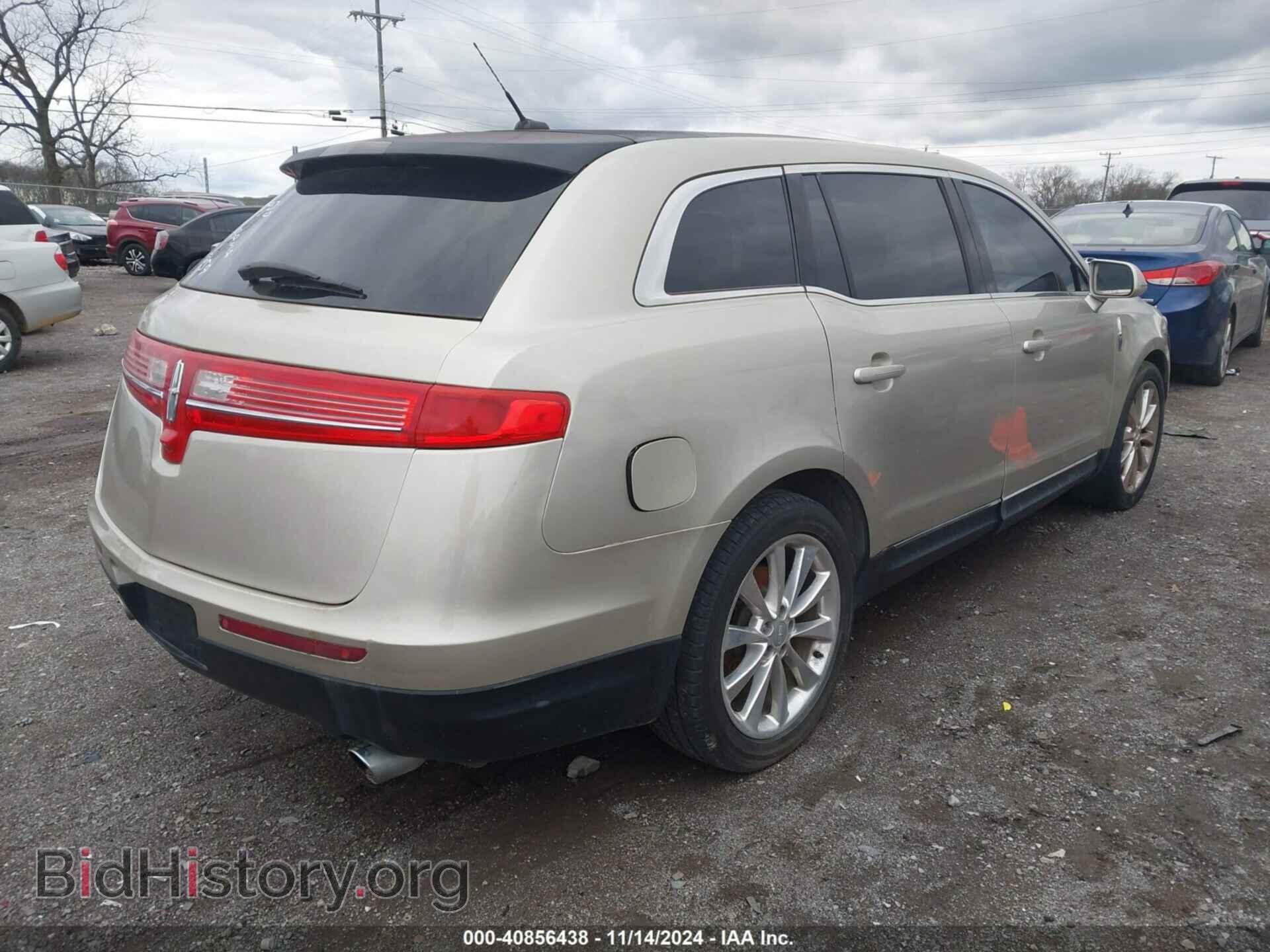 2011 LINCOLN MKT - VIN: 2LMHJ5ATXBBJ50737 - Photo 4