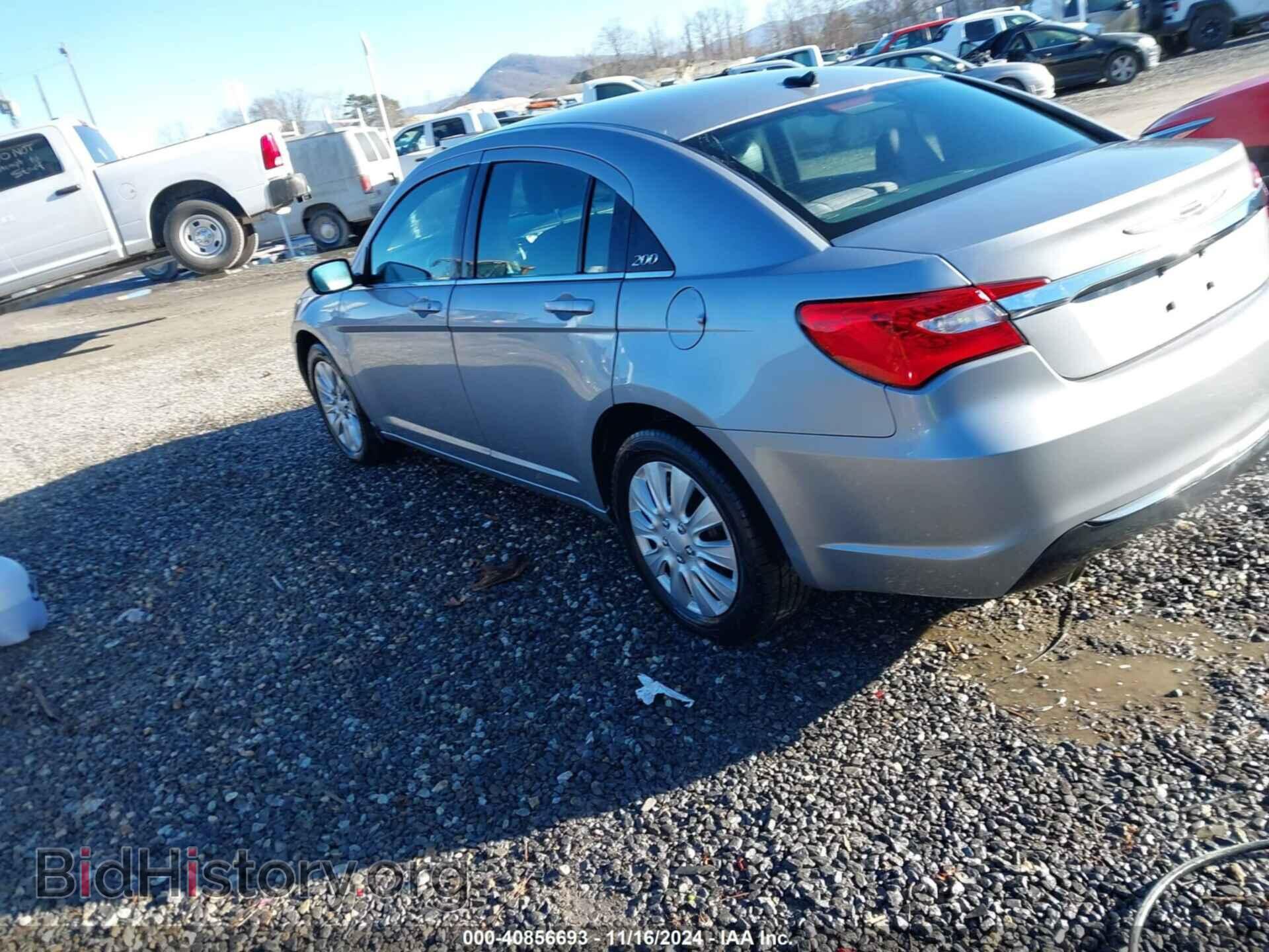 2013 CHRYSLER 200 - VIN: 1C3CCBAG2DN767468 - Фото 3