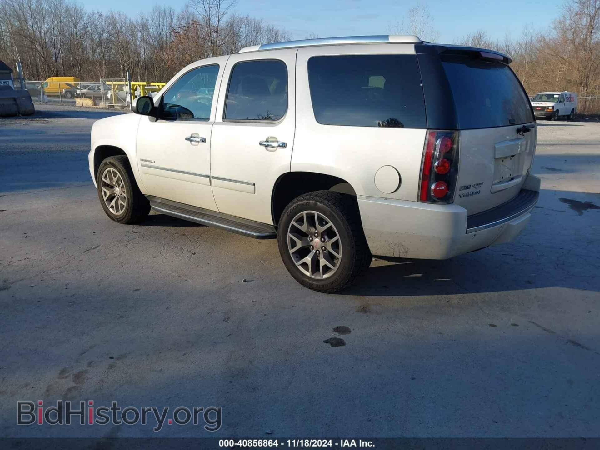 2011 GMC YUKON - VIN: 1GKS2EEF4BR308112 - Фото 3