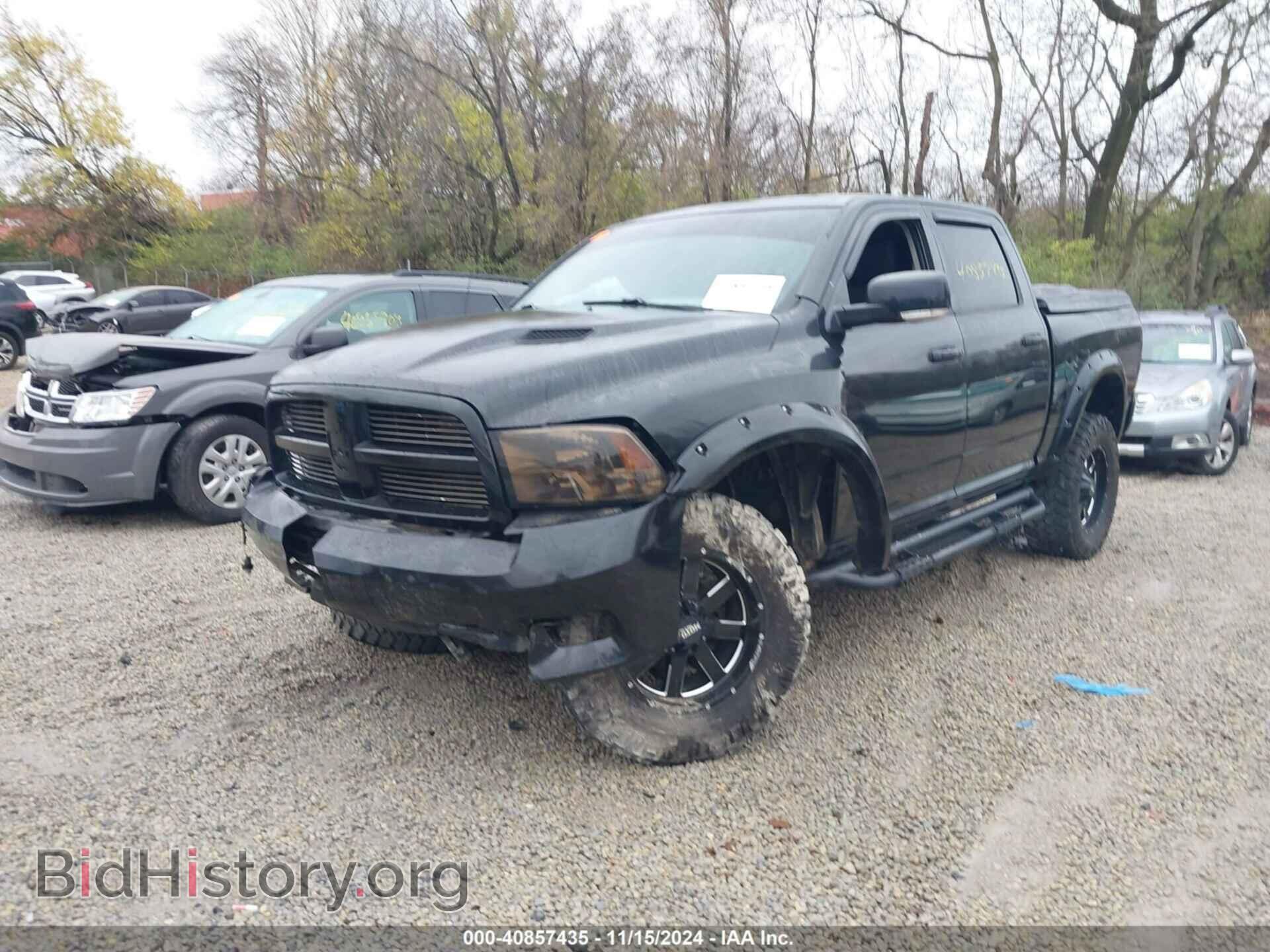 2011 RAM RAM 1500 - VIN: 1D7RV1CT5BS589841 - Фото 2