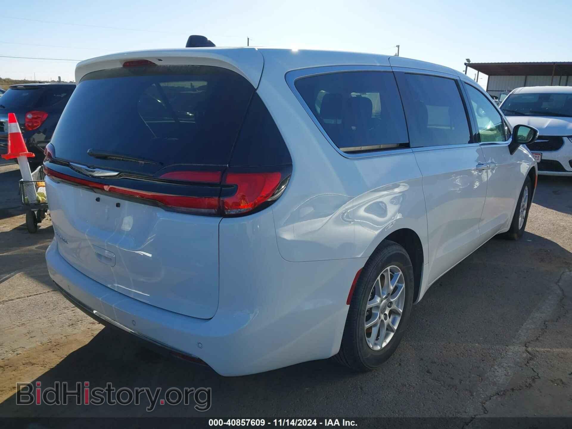 2023 CHRYSLER PACIFICA - VIN: 2C4RC1BG1PR605997 - Фото 4