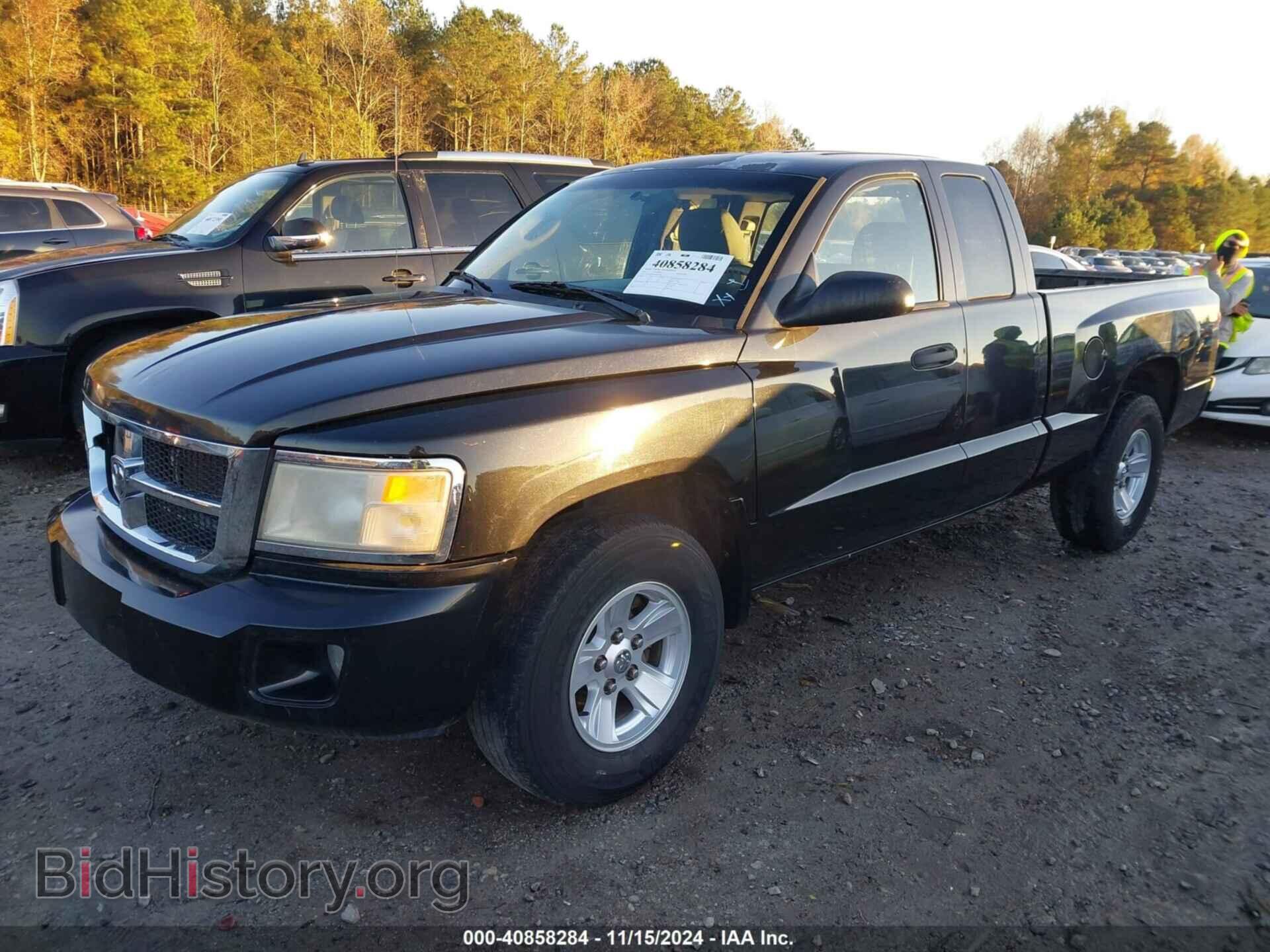 2011 RAM DAKOTA - VIN: 1D7RE2BK8BS574992 - Фото 2
