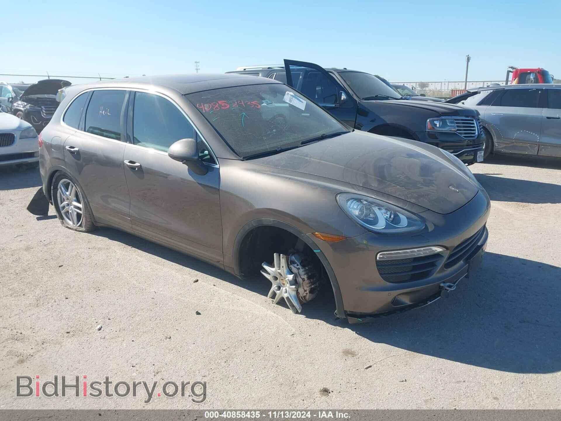 Photo WP1AB2A26CLA51062 - PORSCHE CAYENNE 2012