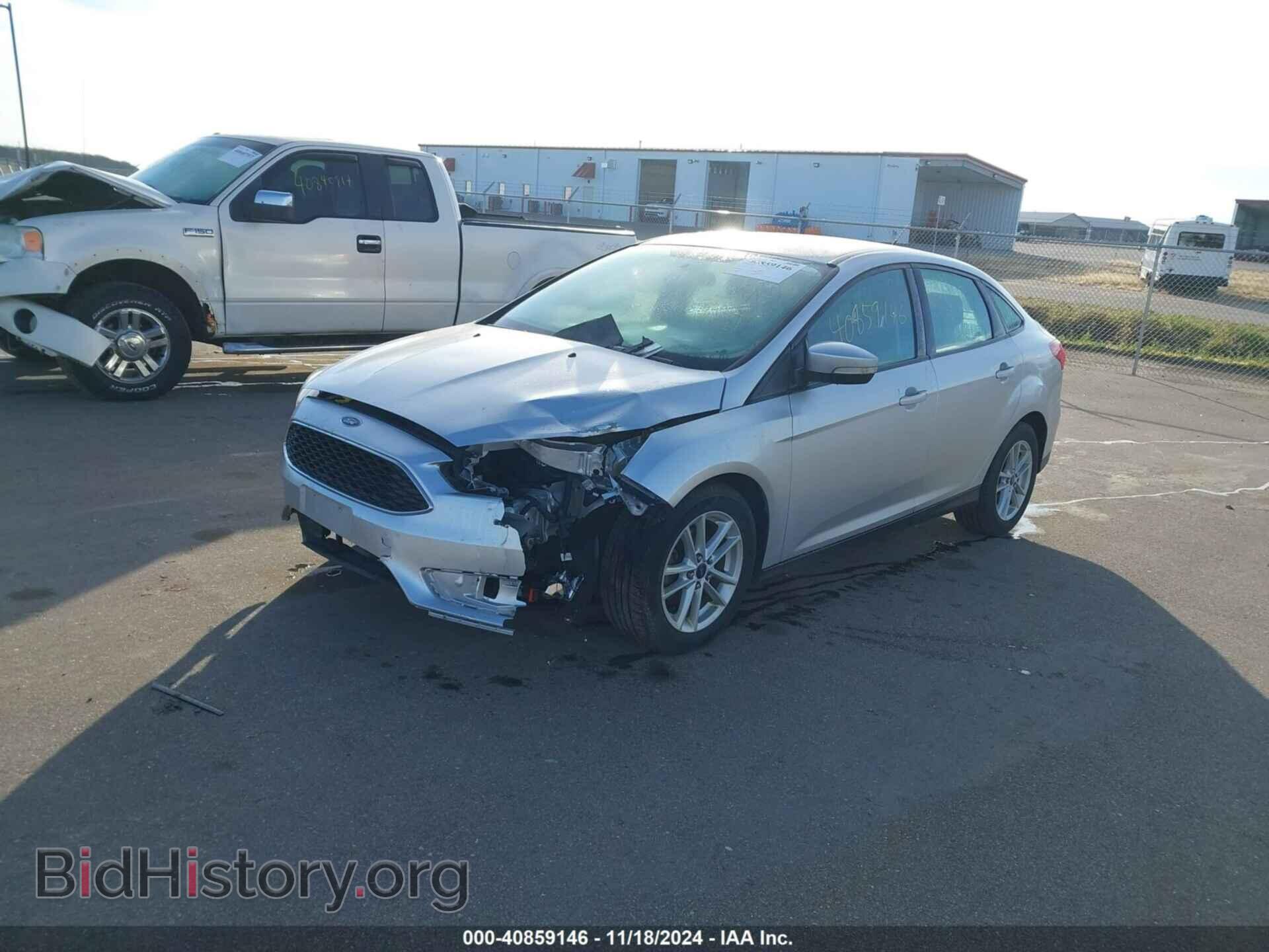 2017 FORD FOCUS - VIN: 1FADP3F25HL223058 - Фото 2