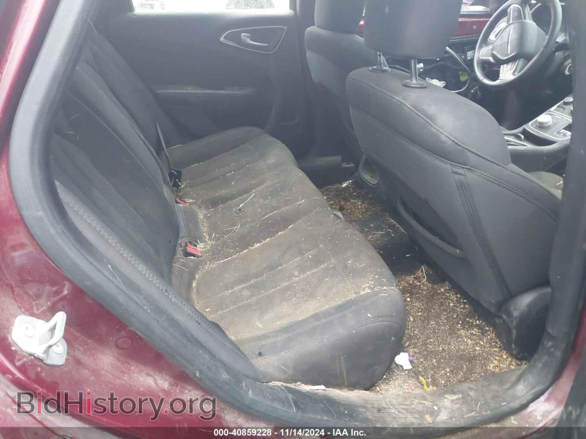 2016 CHRYSLER 200 - VIN: 1C3CCCAB6GN111532 - Фото 8