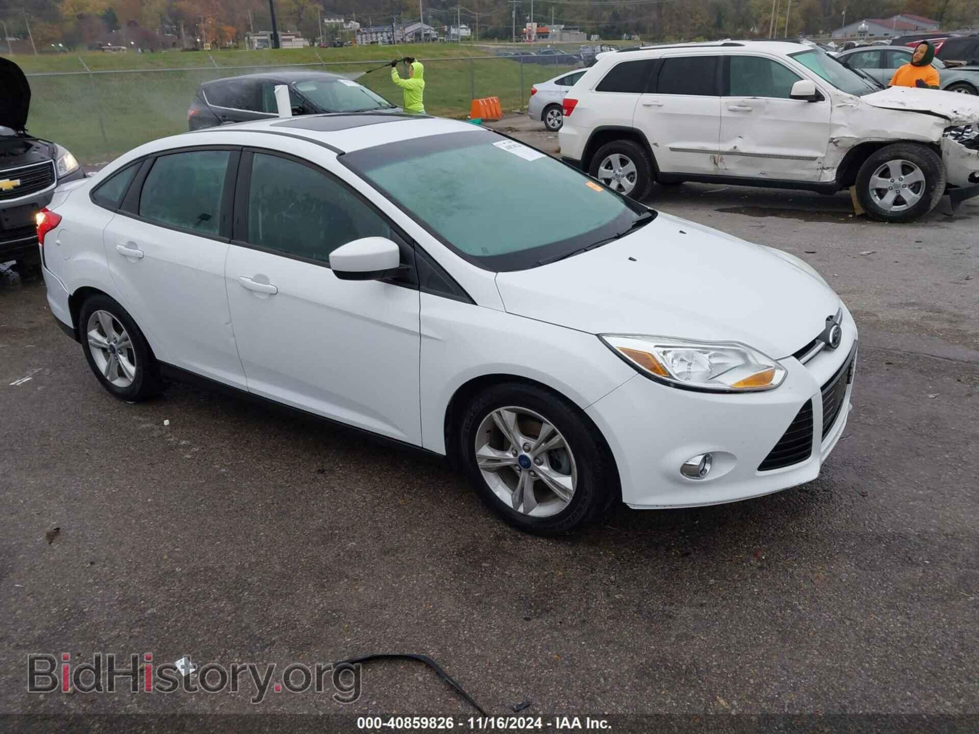 Фотография 1FAHP3F21CL366566 - FORD FOCUS 2012