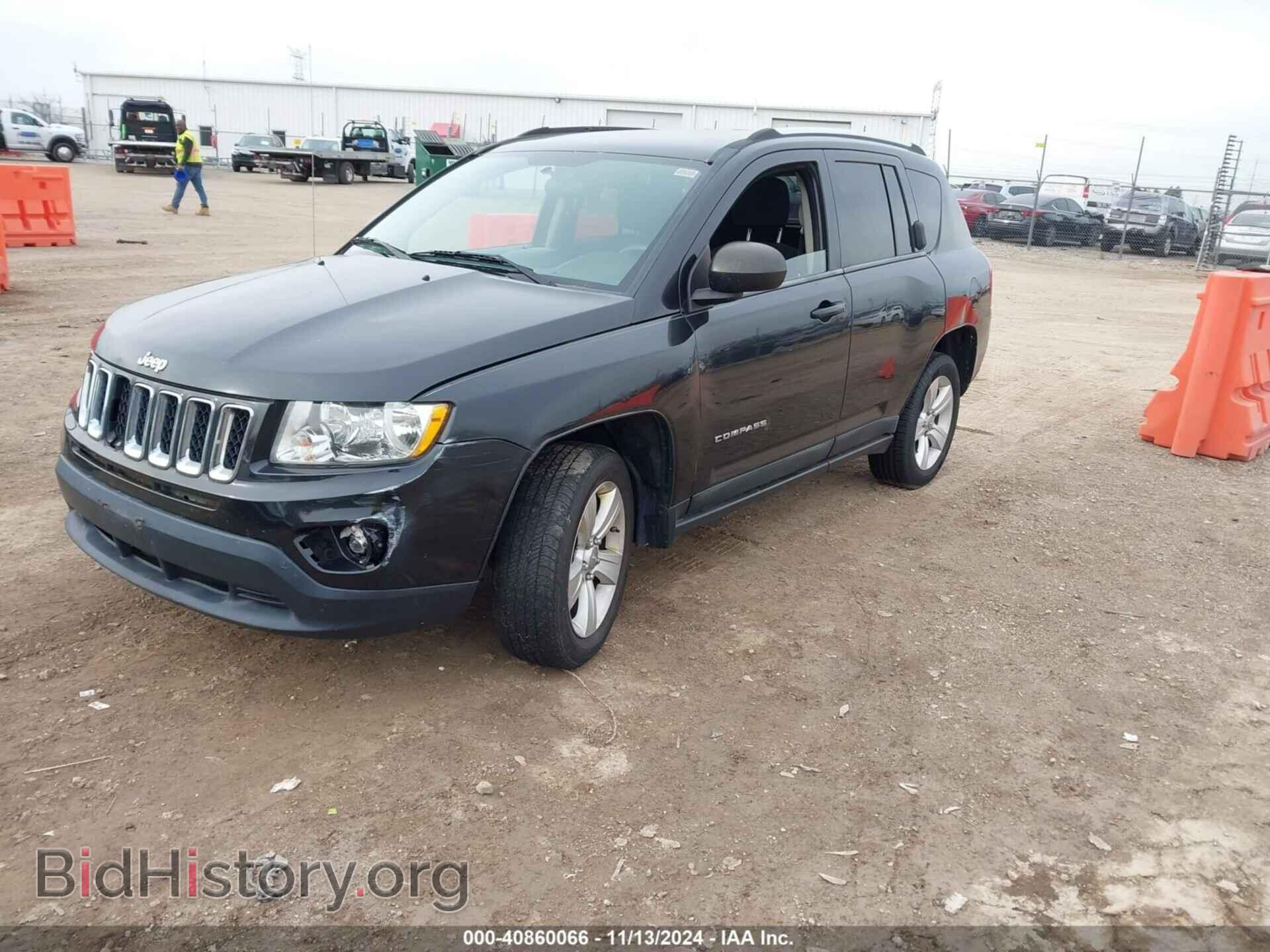 2011 JEEP COMPASS - VIN: 1J4NT1FB5BD208392 - Фото 2