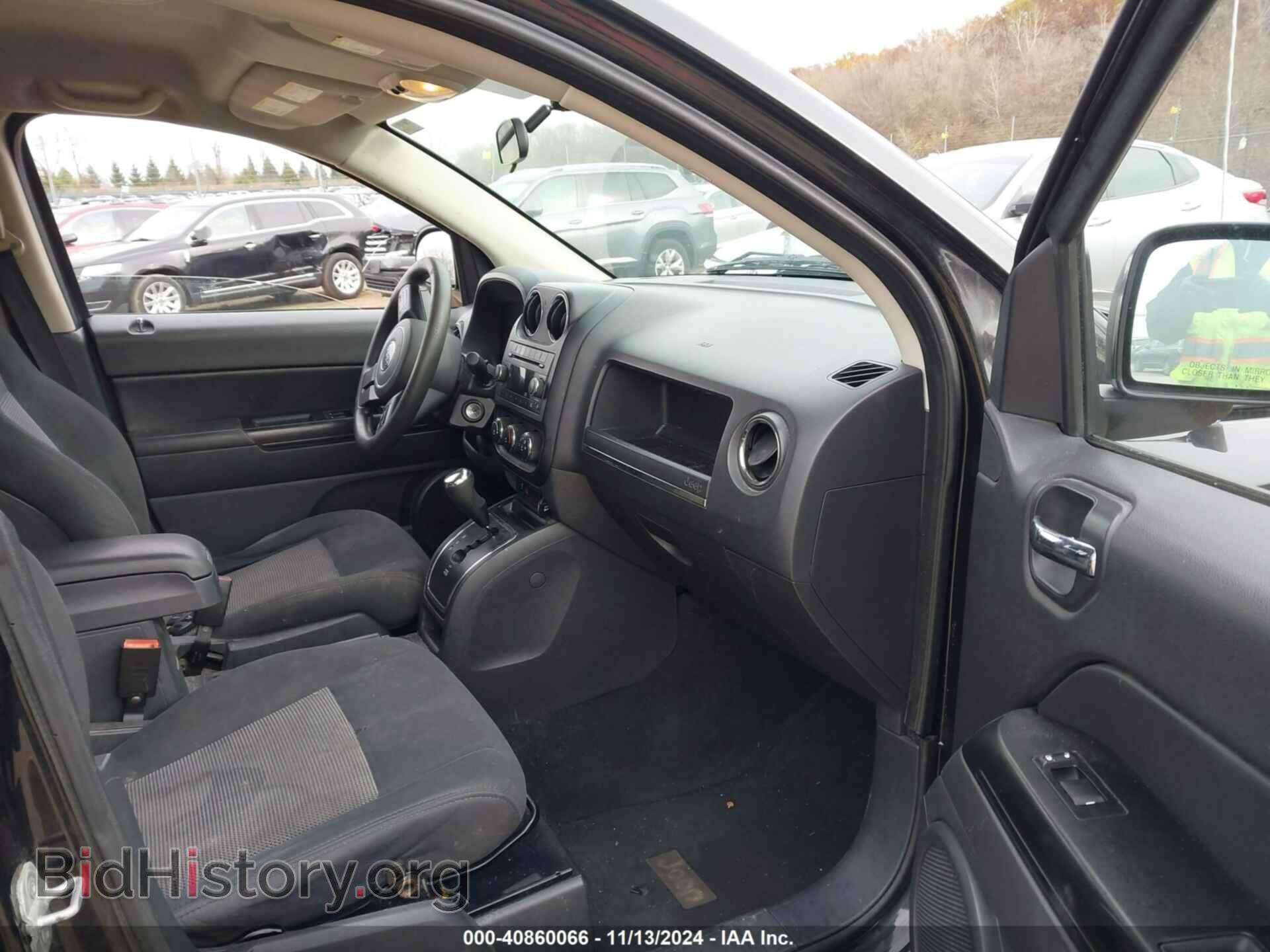 2011 JEEP COMPASS - VIN: 1J4NT1FB5BD208392 - Фото 5