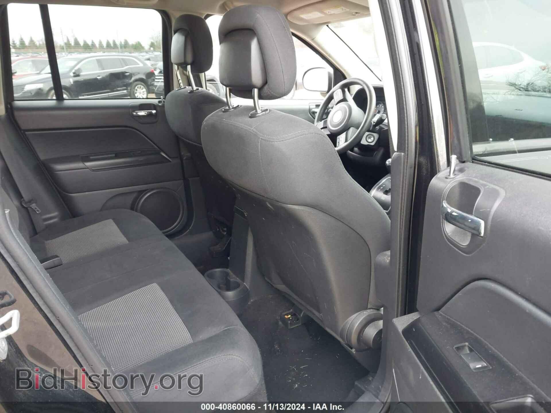 2011 JEEP COMPASS - VIN: 1J4NT1FB5BD208392 - Фото 8