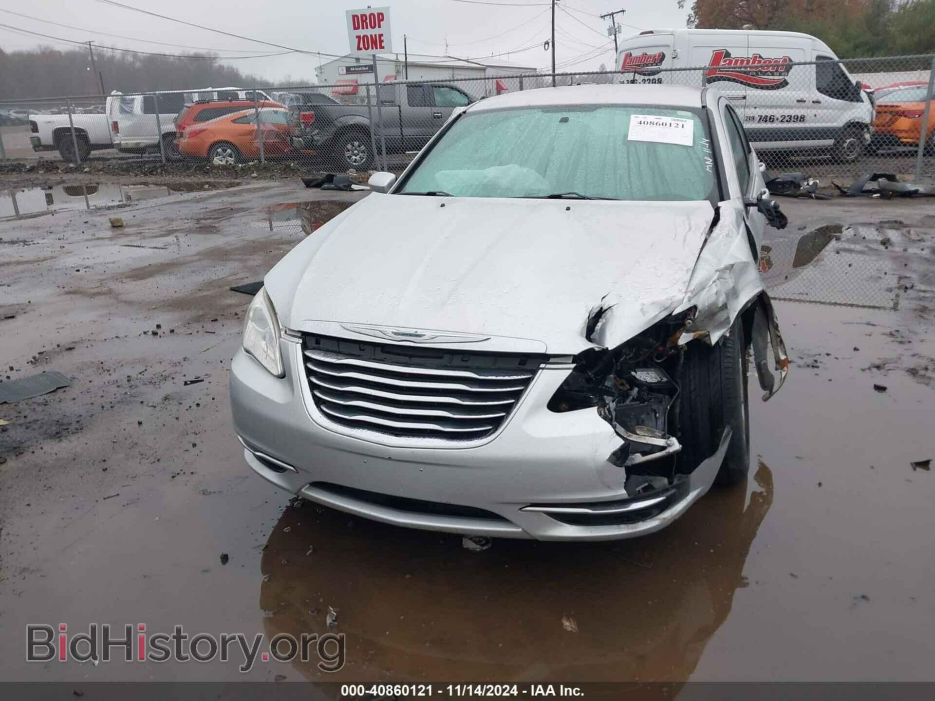 2011 CHRYSLER 200 - VIN: 1C3BC1FB2BN560708 - Фото 2