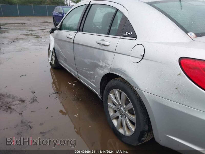 2011 Chrysler 200 (VIN 1C3BC1FB2BN560708) — фото 6 из 15
