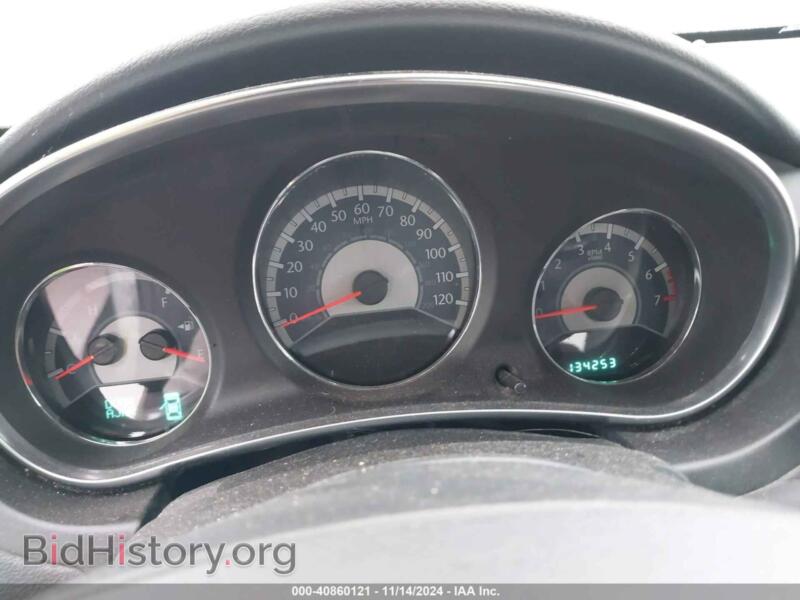 2011 Chrysler 200 (VIN 1C3BC1FB2BN560708) — фото 7 из 15