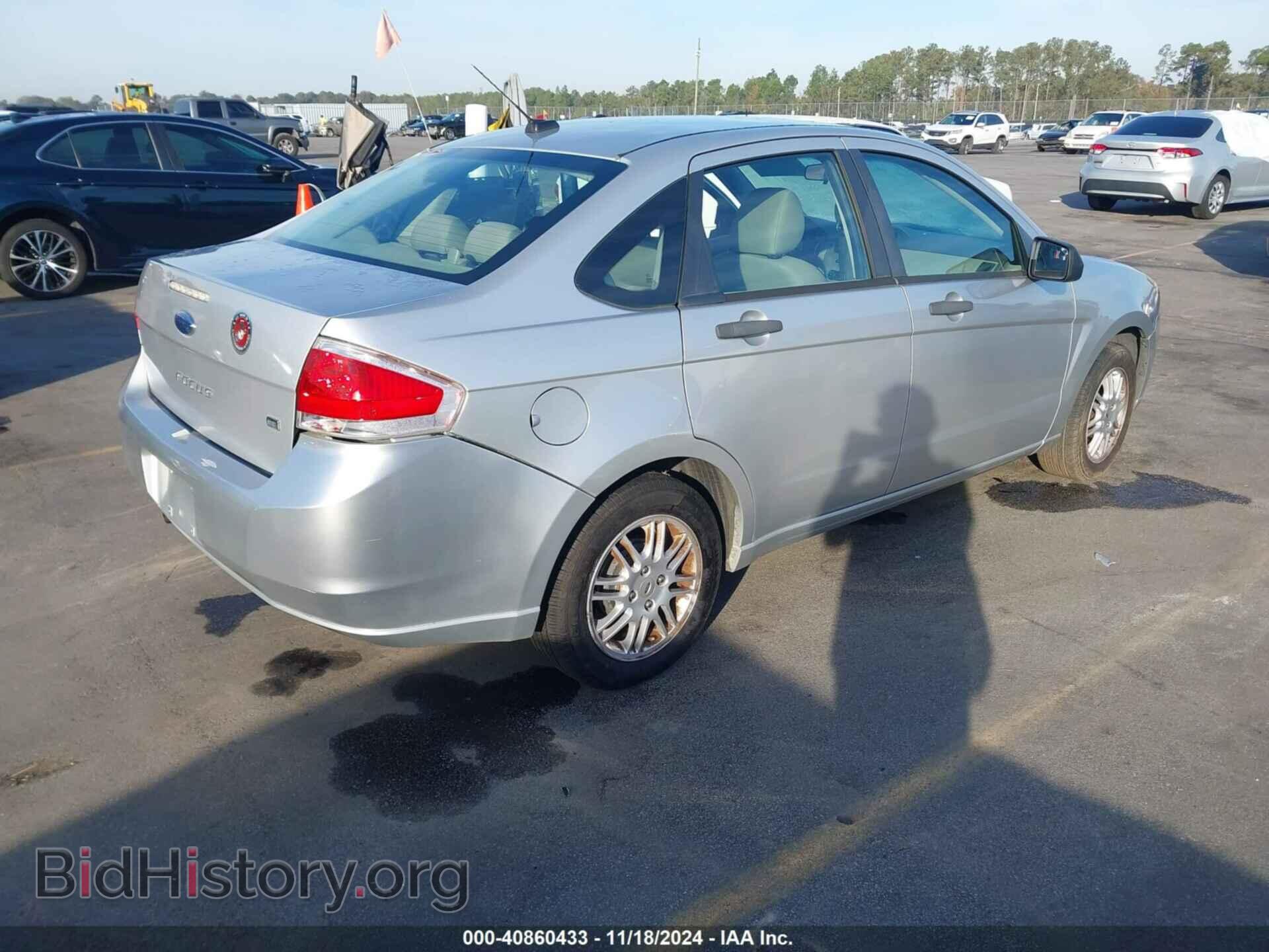 2010 FORD FOCUS - VIN: 1FAHP3FNXAW218664 - Фото 4