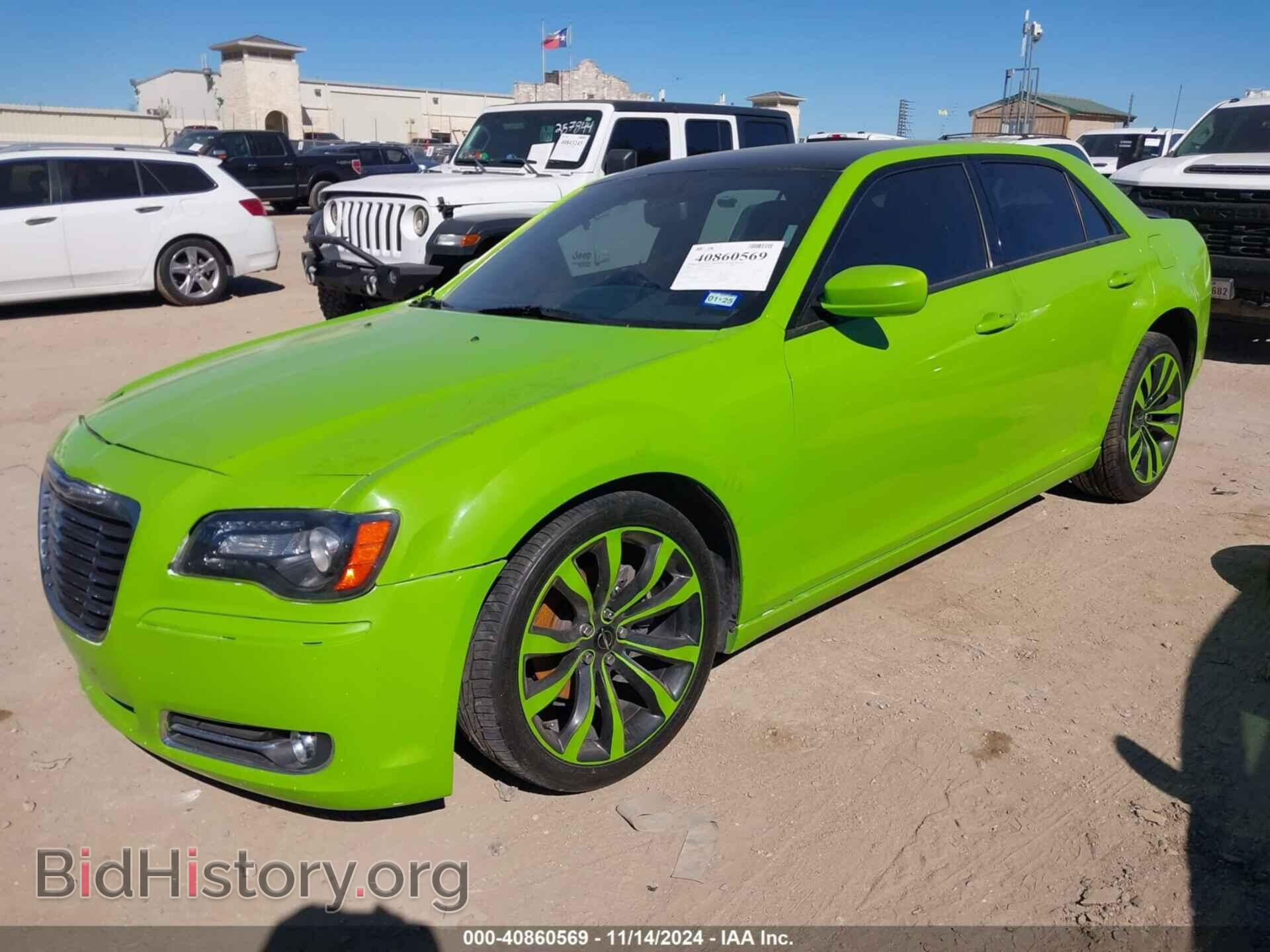 2014 CHRYSLER 300 - VIN: 2C3CCABG9EH249280 - Фото 2