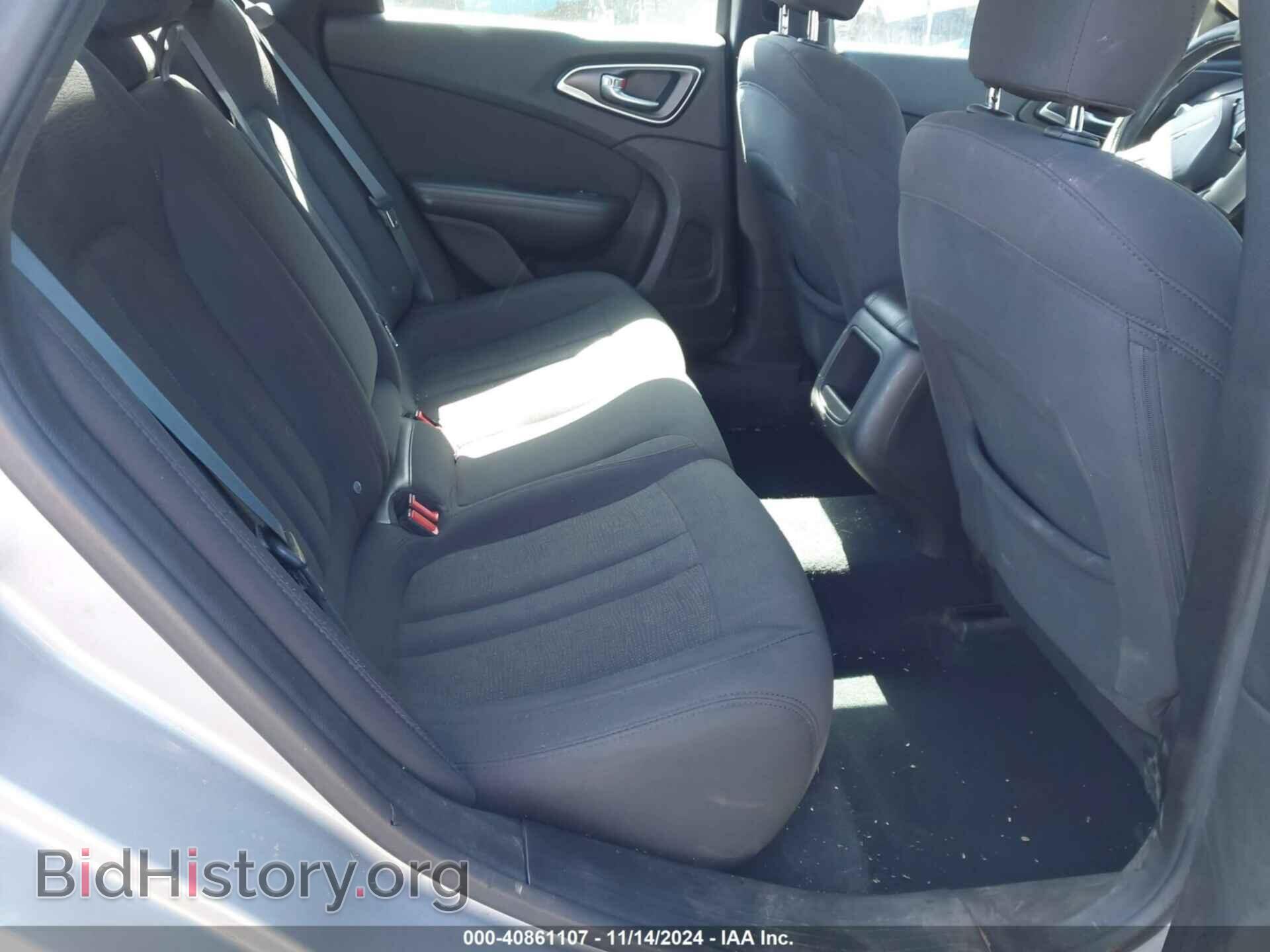2015 CHRYSLER 200 - VIN: 1C3CCCAB7FN748833 - Фото 8