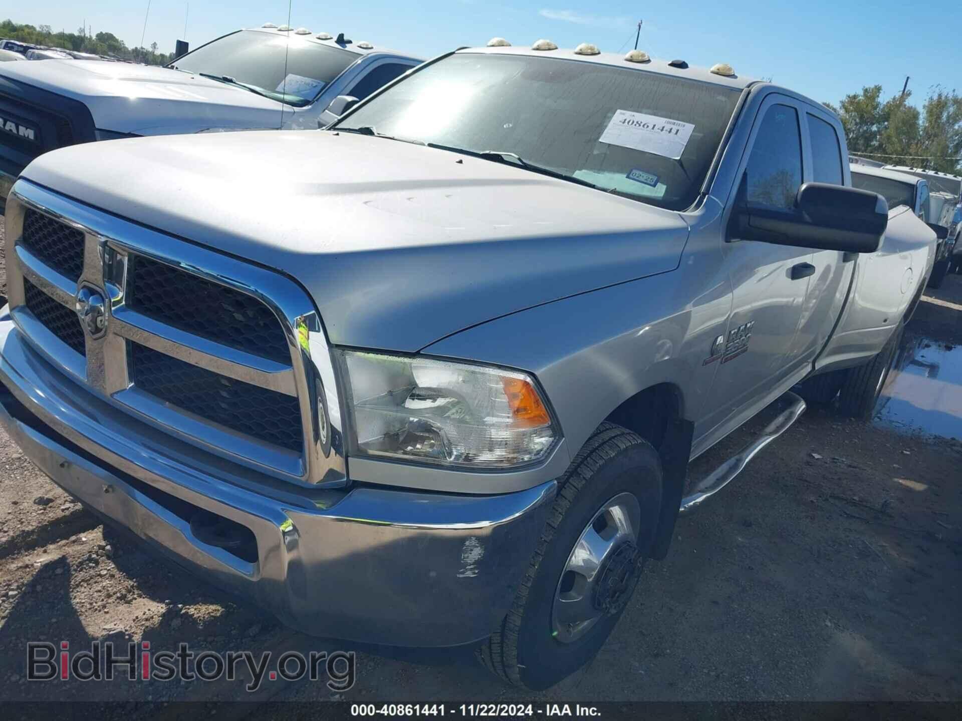 2014 RAM 3500 - VIN: 3C63RPGL2EG180121 - Фото 2