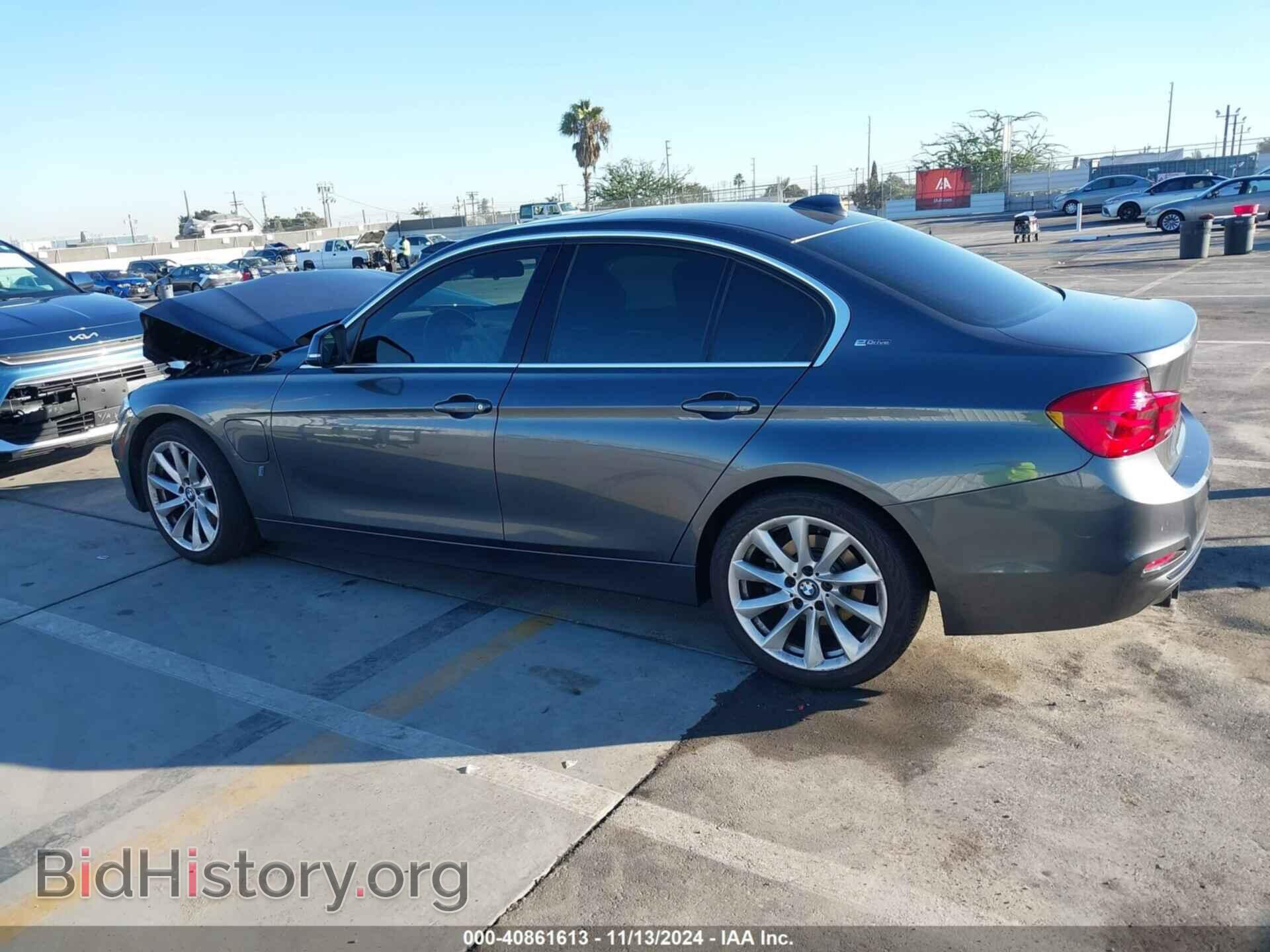 2018 BMW 330E - VIN: WBA8E1C59JA178452 - Фото 13