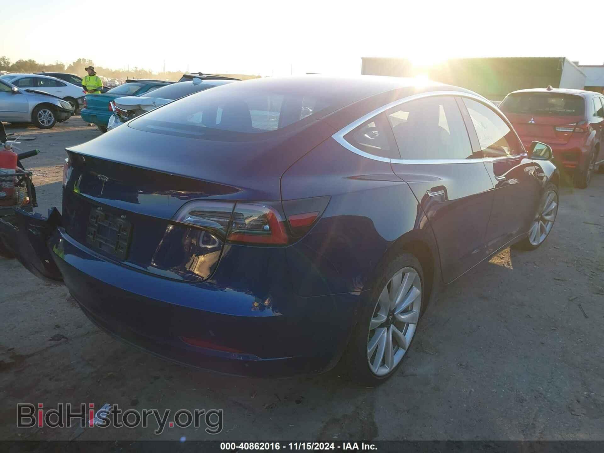 2018 TESLA MODEL 3 - VIN: 5YJ3E1EA9JF018179 - Photo 4