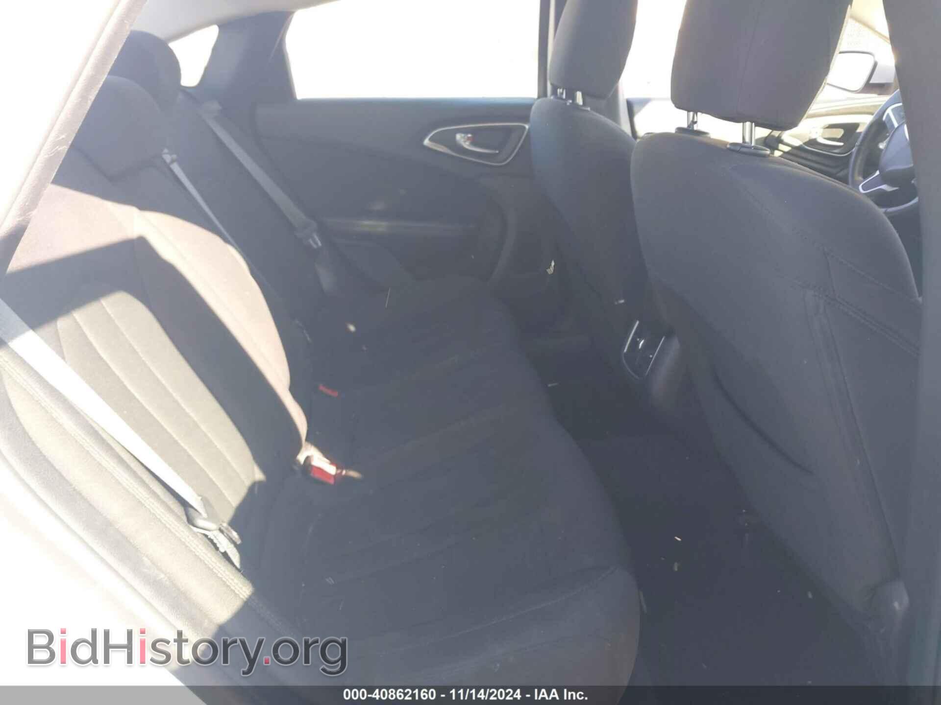 2015 CHRYSLER 200 - VIN: 1C3CCCAB2FN531545 - Фото 7