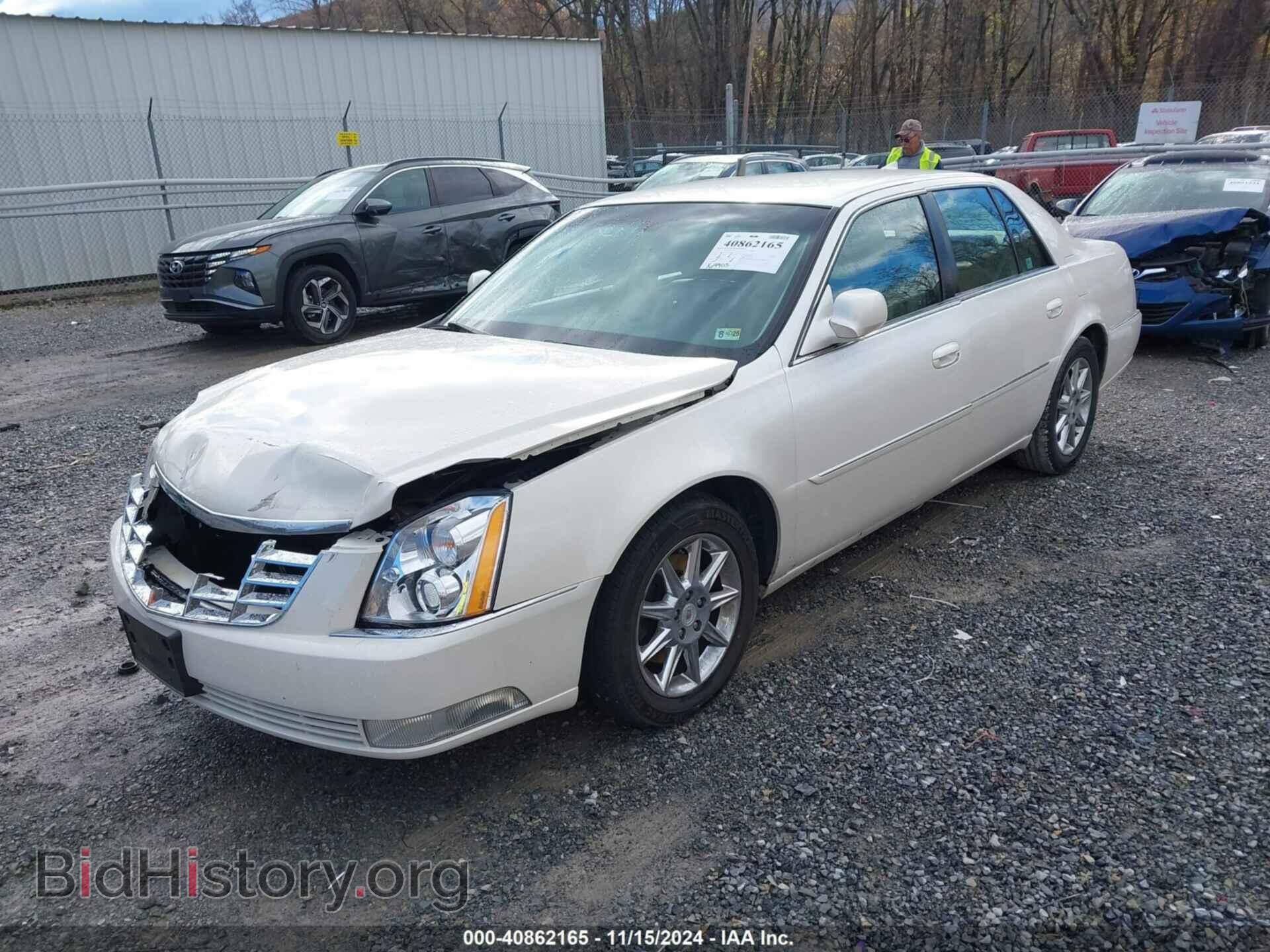 2010 CADILLAC DTS - VIN: 1G6KA5EY7AU120697 - Фото 2