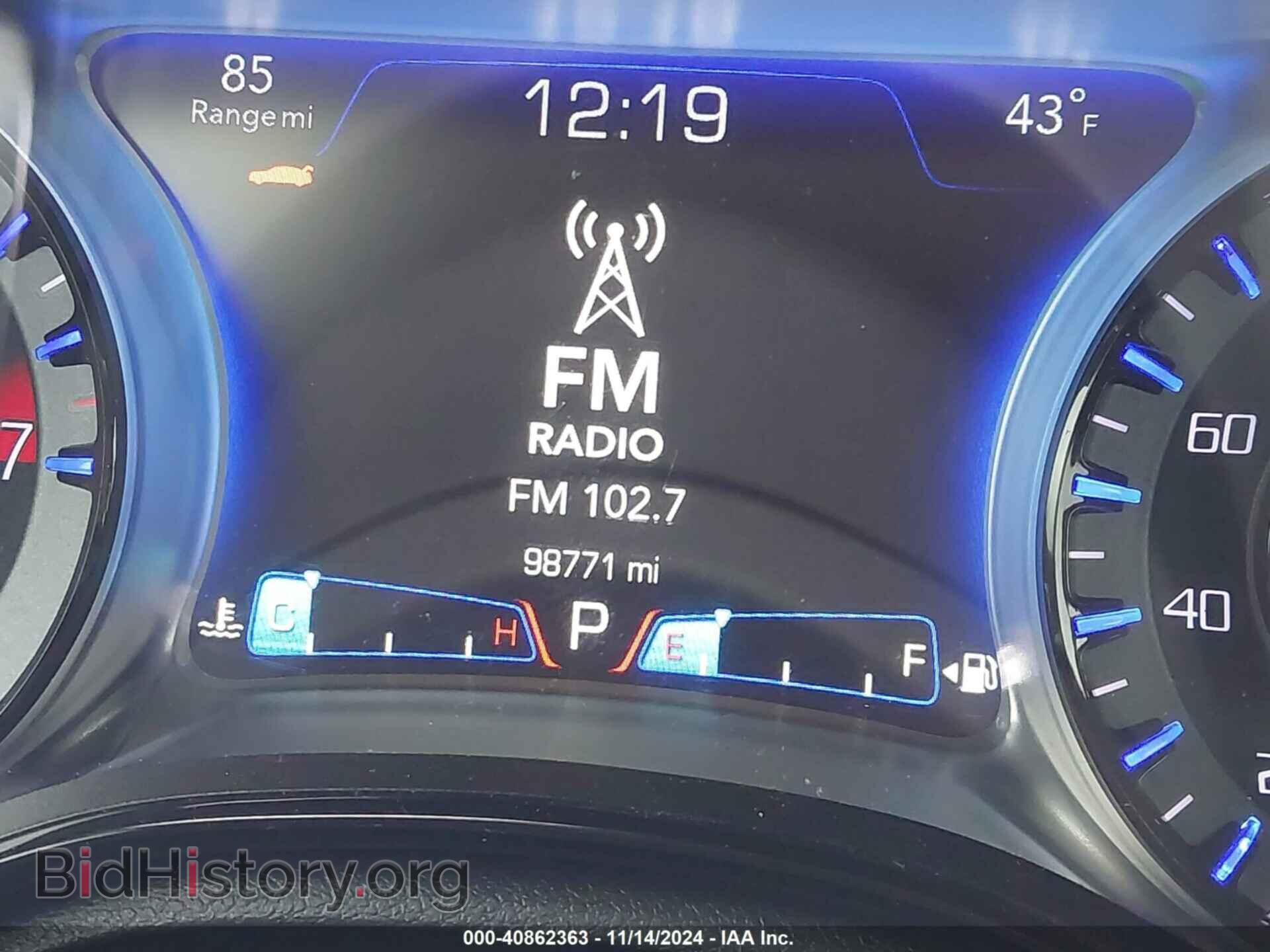 2017 CHRYSLER 300 - VIN: 2C3CCAGG6HH648192 - Фото 16