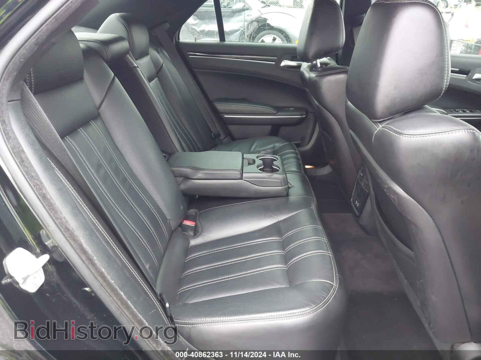 2017 CHRYSLER 300 - VIN: 2C3CCAGG6HH648192 - Фото 8