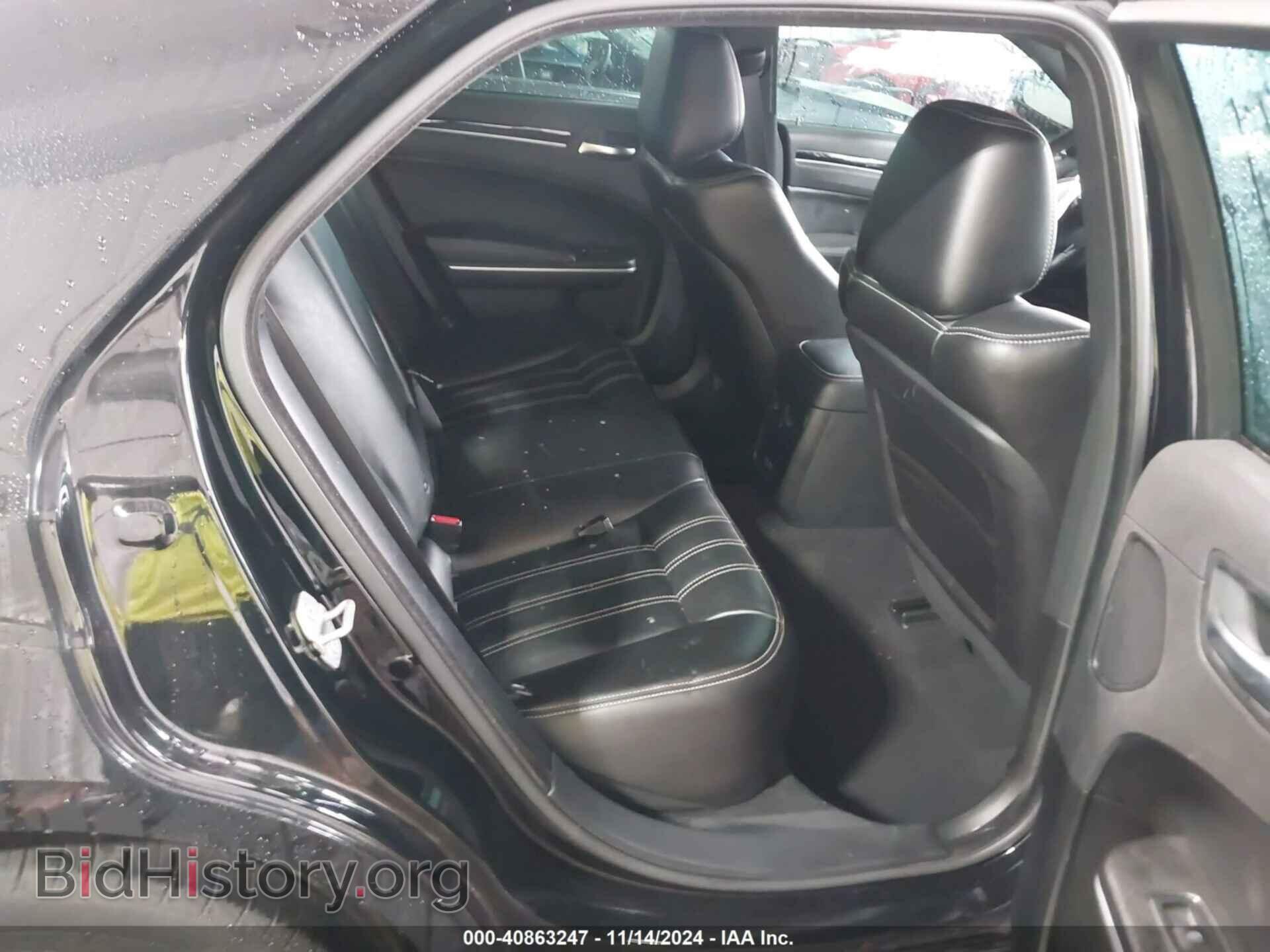 2022 CHRYSLER 300 - VIN: 2C3CCABG0NH236465 - Фото 8