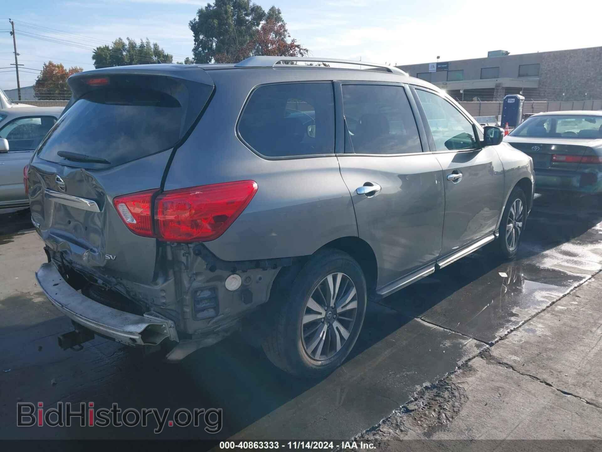 2017 NISSAN PATHFINDER - VIN: 5N1DR2MN9HC680320 - Фото 4