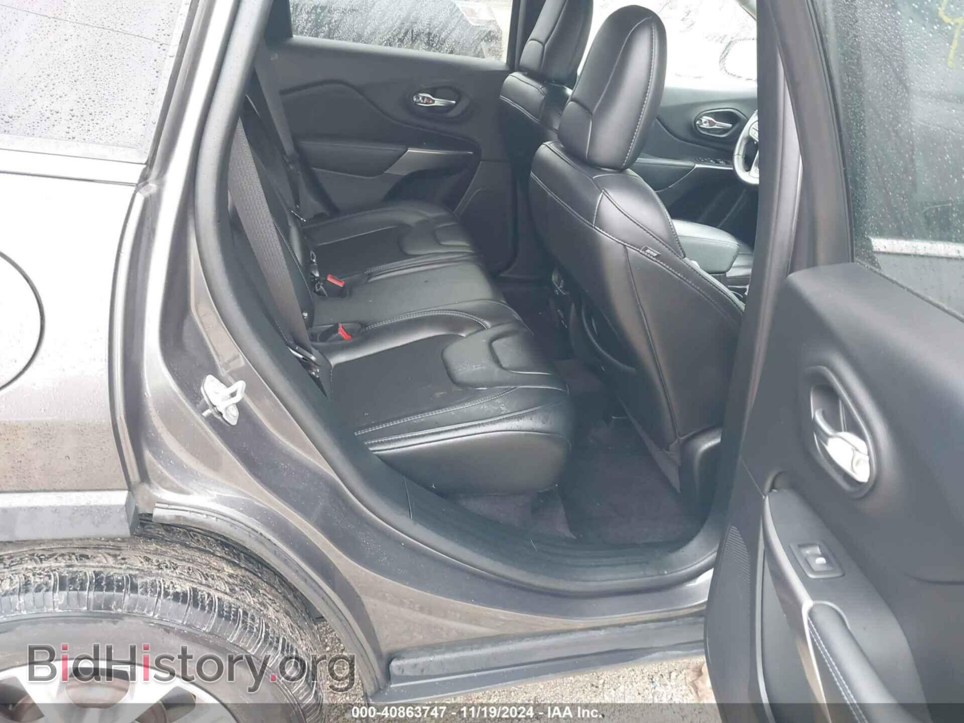 2019 JEEP CHEROKEE - VIN: 1C4PJMLX7KD122071 - Фото 8