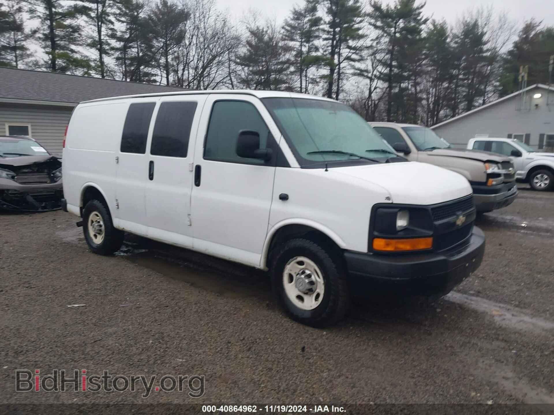 Фотография 1GCWGFCA9B1123581 - CHEVROLET EXPRESS 2500 2011
