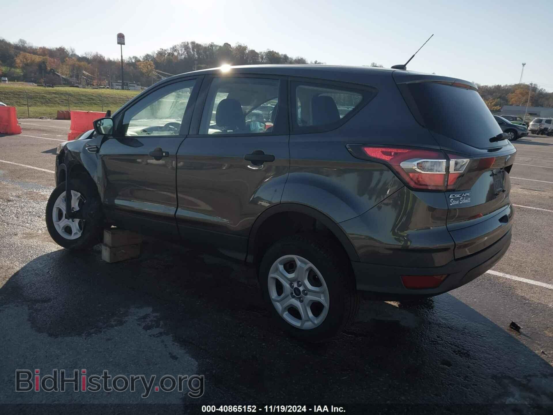 2017 FORD ESCAPE - VIN: 1FMCU0F78HUB38410 - Фото 3