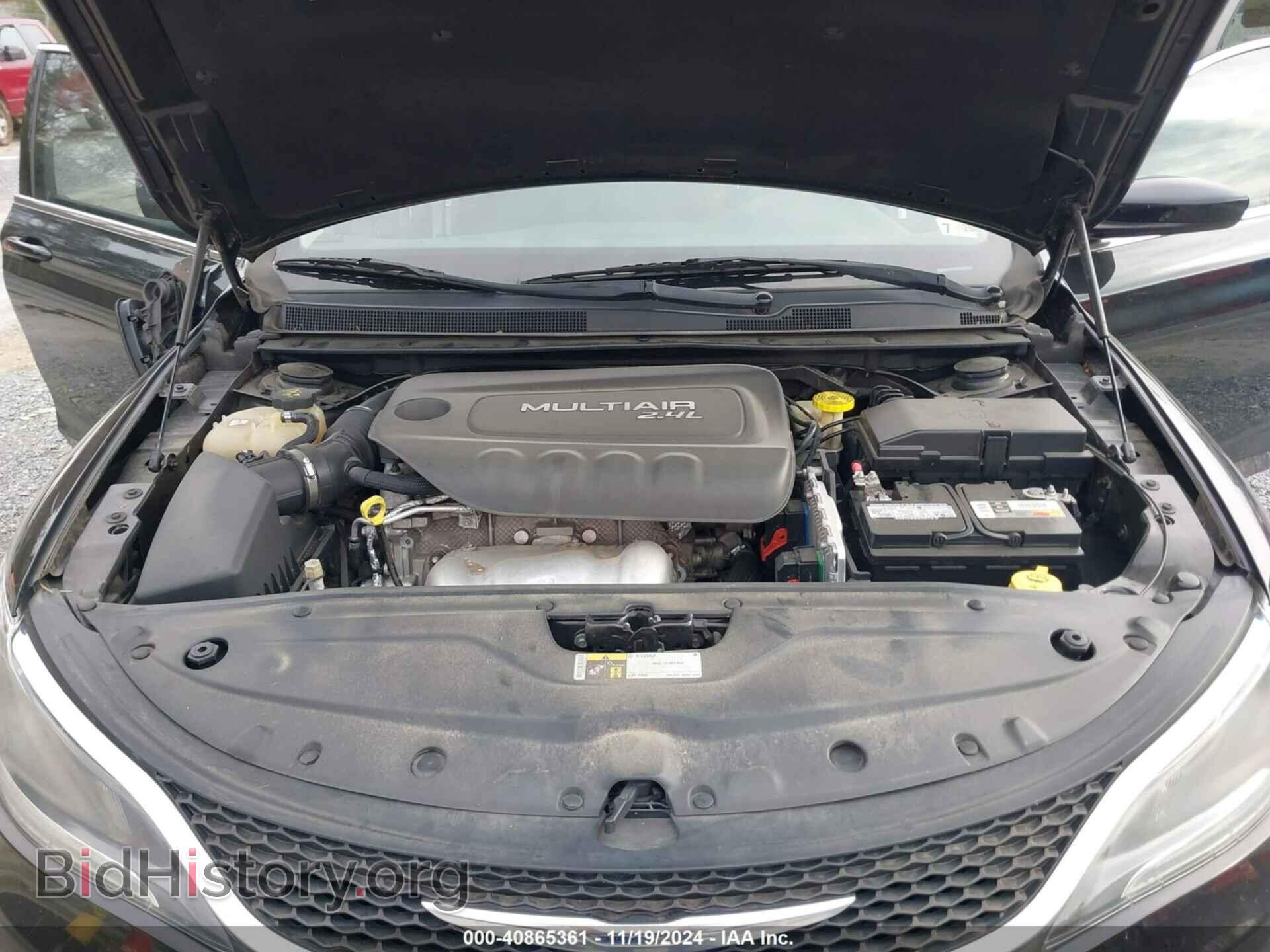 2016 CHRYSLER 200 - VIN: 1C3CCCAB6GN130291 - Фото 10