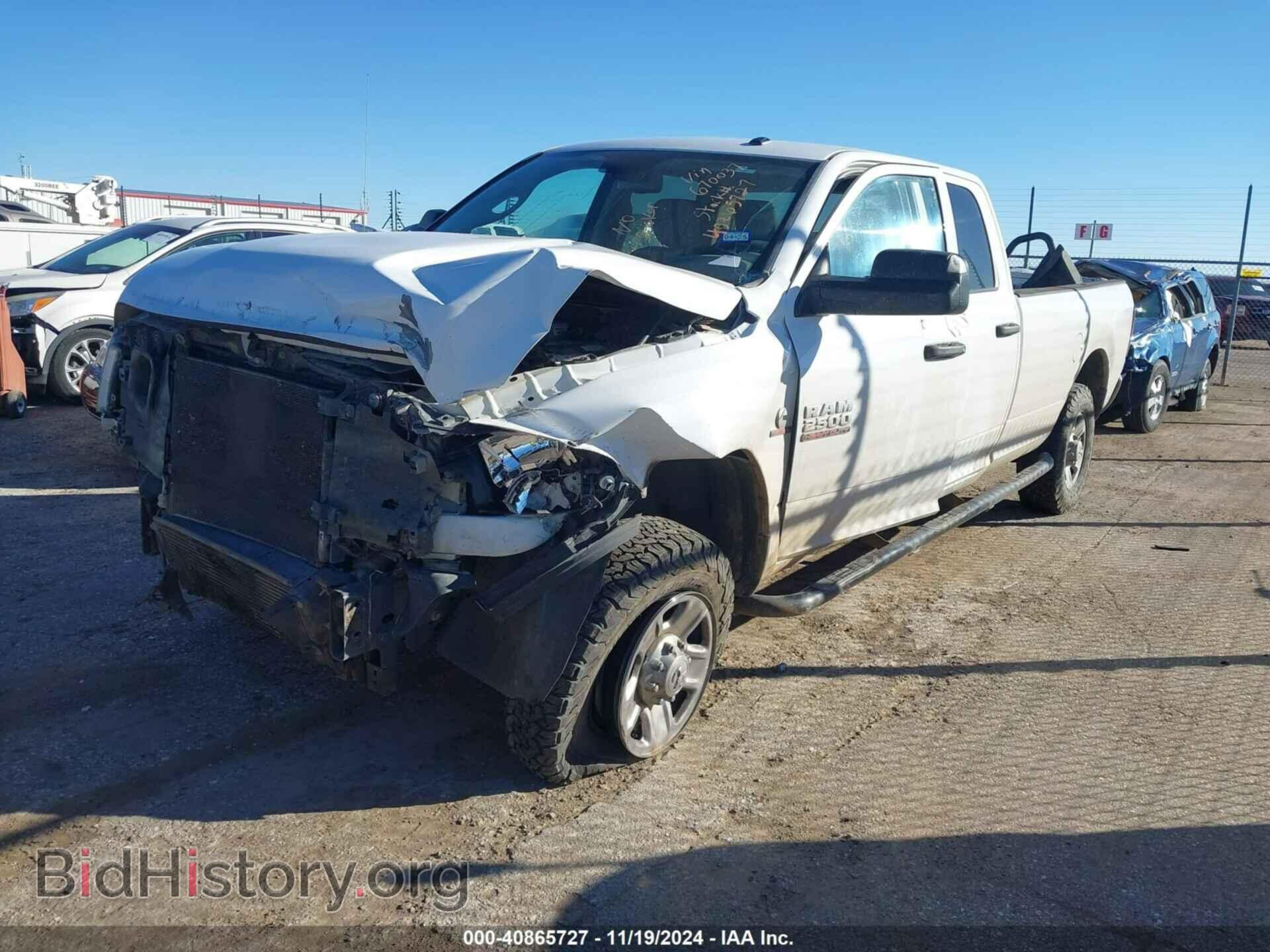 2015 RAM 2500 - VIN: 3C6UR5HL8FG670037 - Фото 2