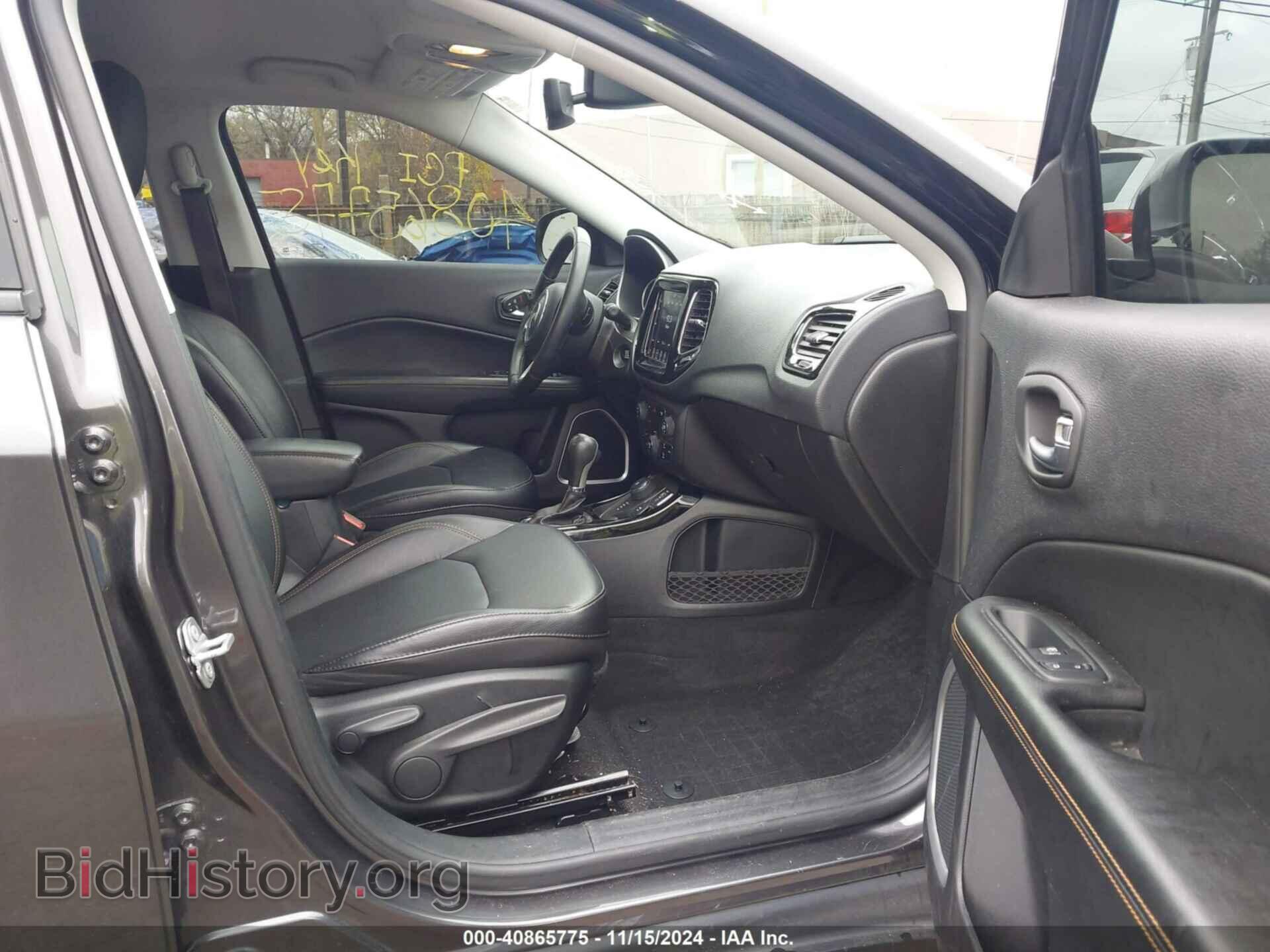 2019 JEEP COMPASS - VIN: 3C4NJDCB7KT734342 - Фото 5
